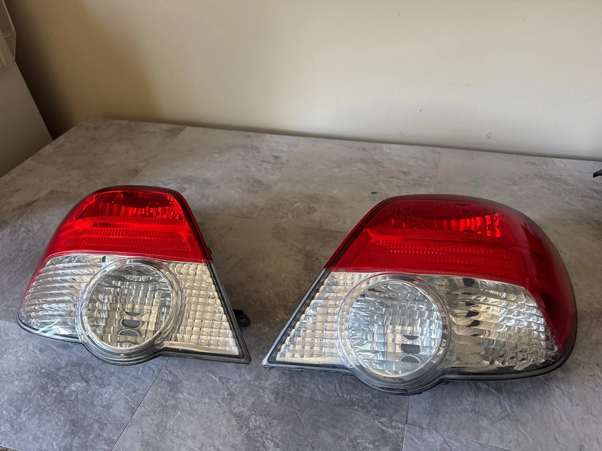 2004-2005 Subaru Impreza WRX JDM OEM Wagon Tail Light A2