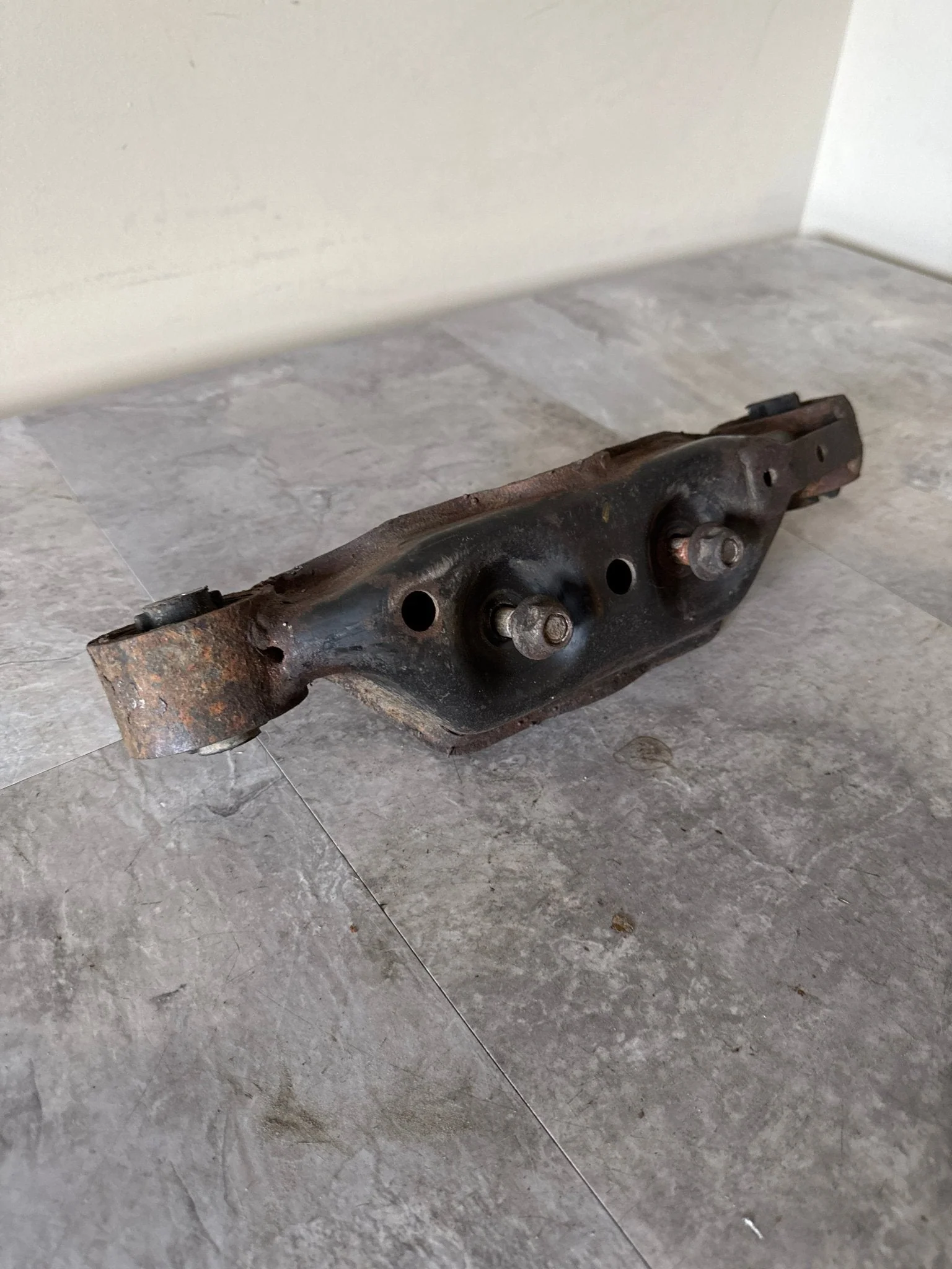 2008-2014 Subaru Impreza WRX REAR OEM DIFF Differential Mount Brace A5