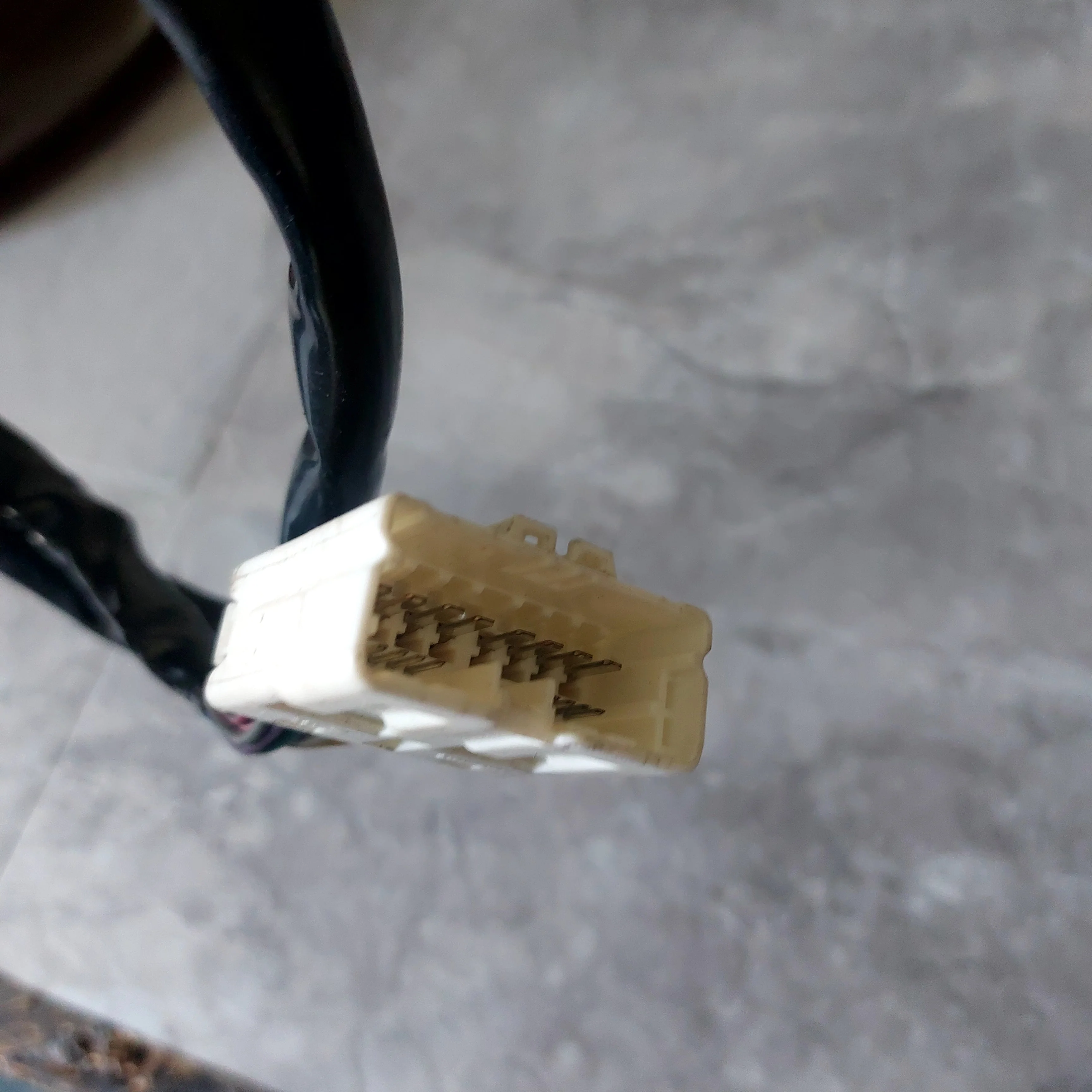 1997-2004 OEM Subwoofer Extension Cable - Image 7