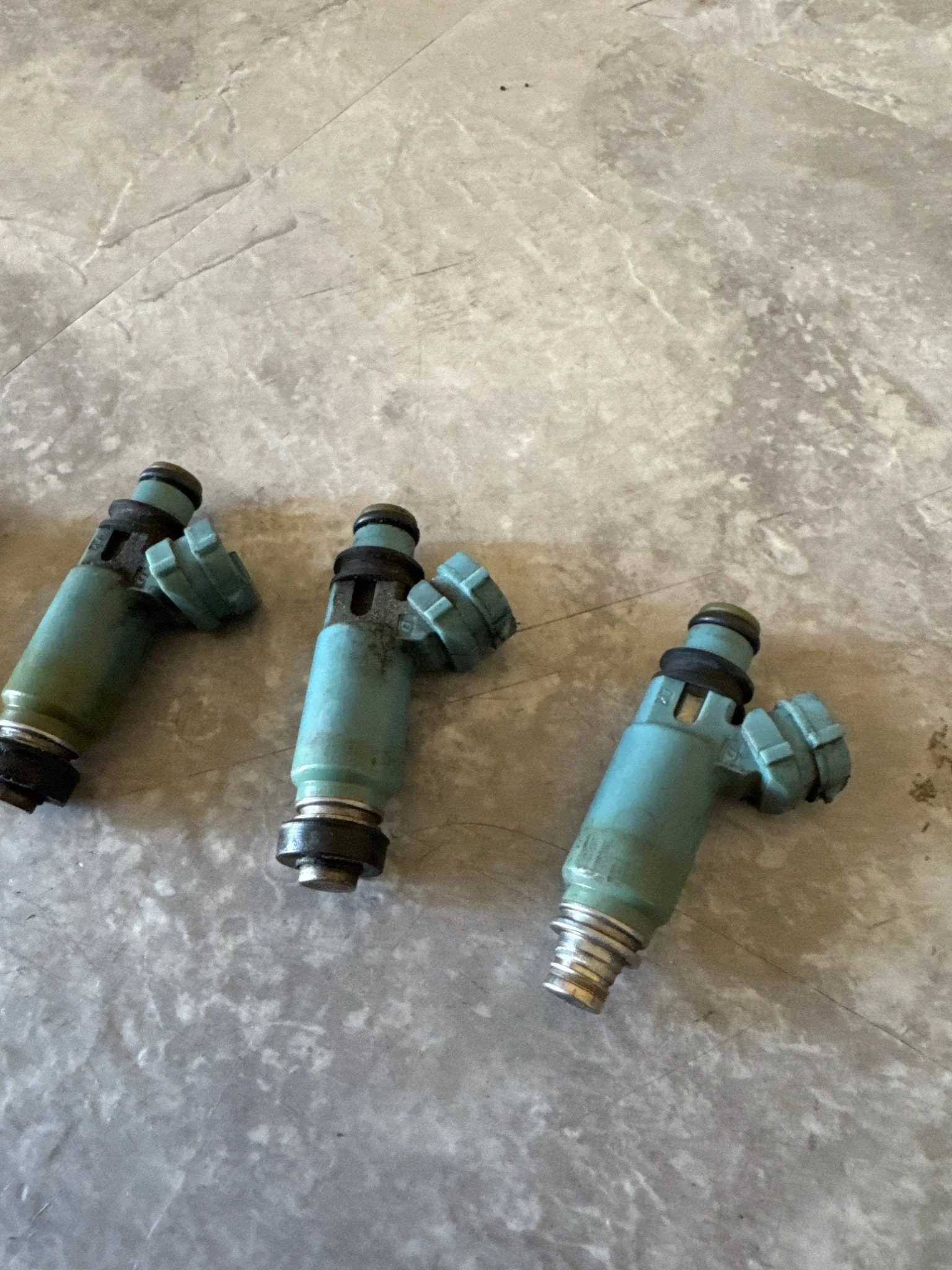 2002 Subaru Impreza WRX OEM -05 Top Feed Fuel Injectors Blue X4 (02 WRX J3 - Image 3