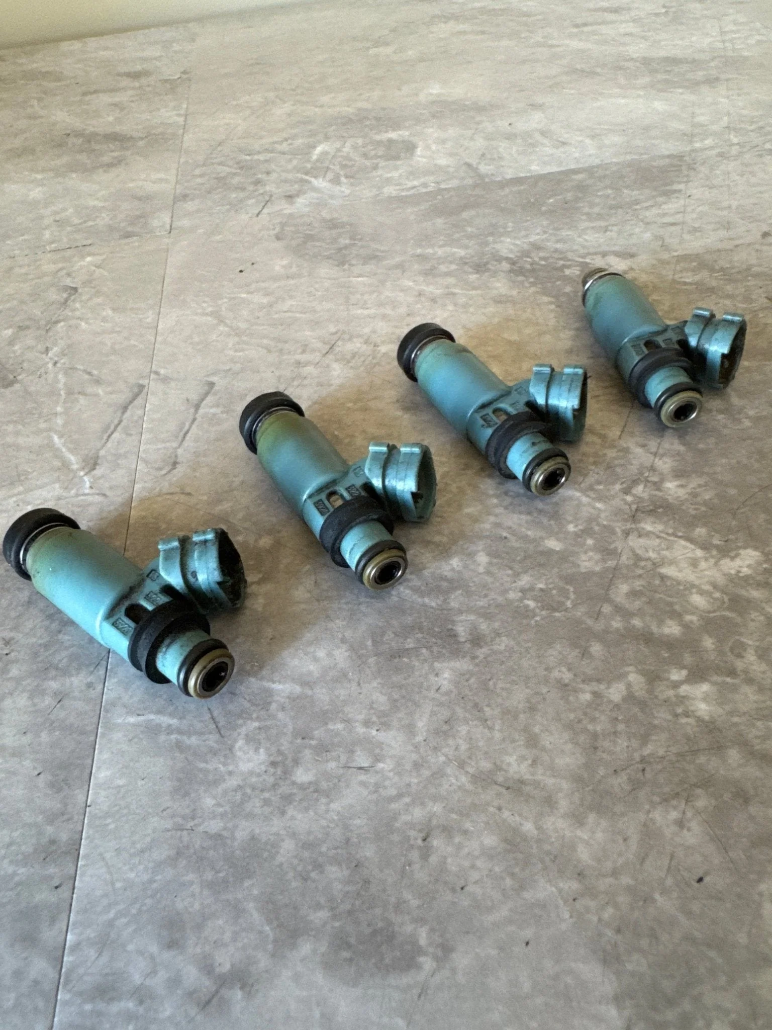 2002 Subaru Impreza WRX OEM -05 Top Feed Fuel Injectors Blue X4 (02 WRX J3 - Image 5