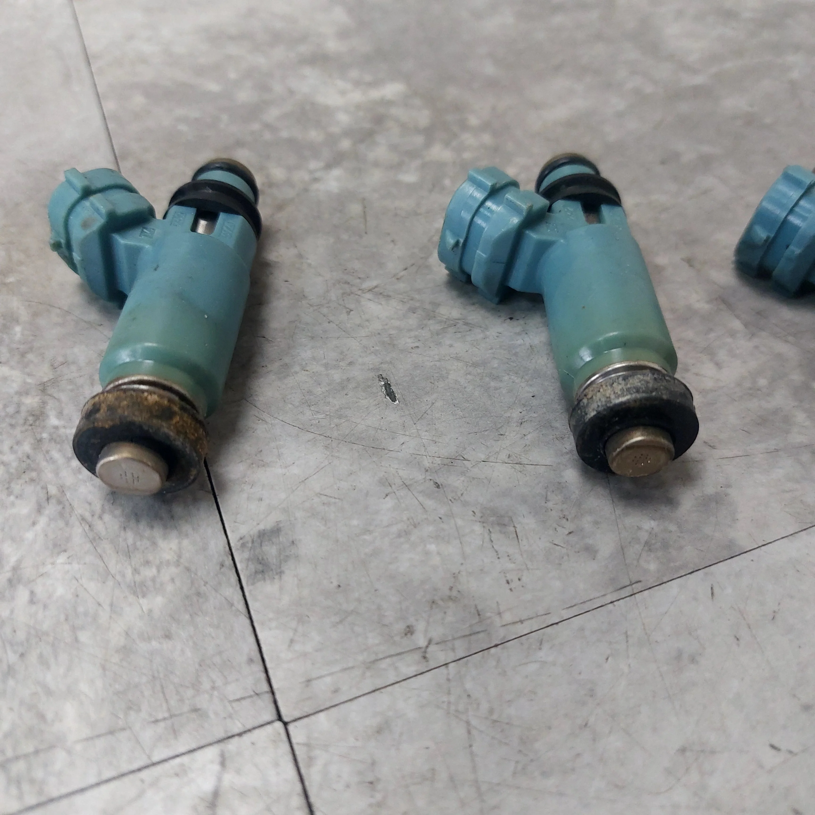 2002 Subaru Impreza WRX OEM -05 Top Feed Fuel Injectors Blue X4 J3 - Image 6