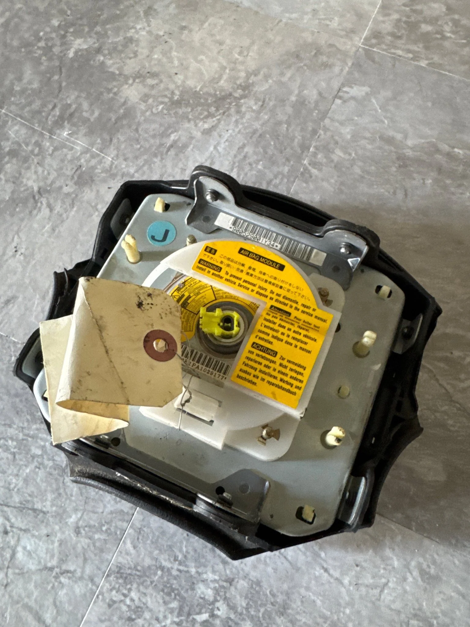 2002-2003 Subaru Impreza WRX & Drivers Airbag Assembly Yellow Momo Cover (2) E3 - Image 3