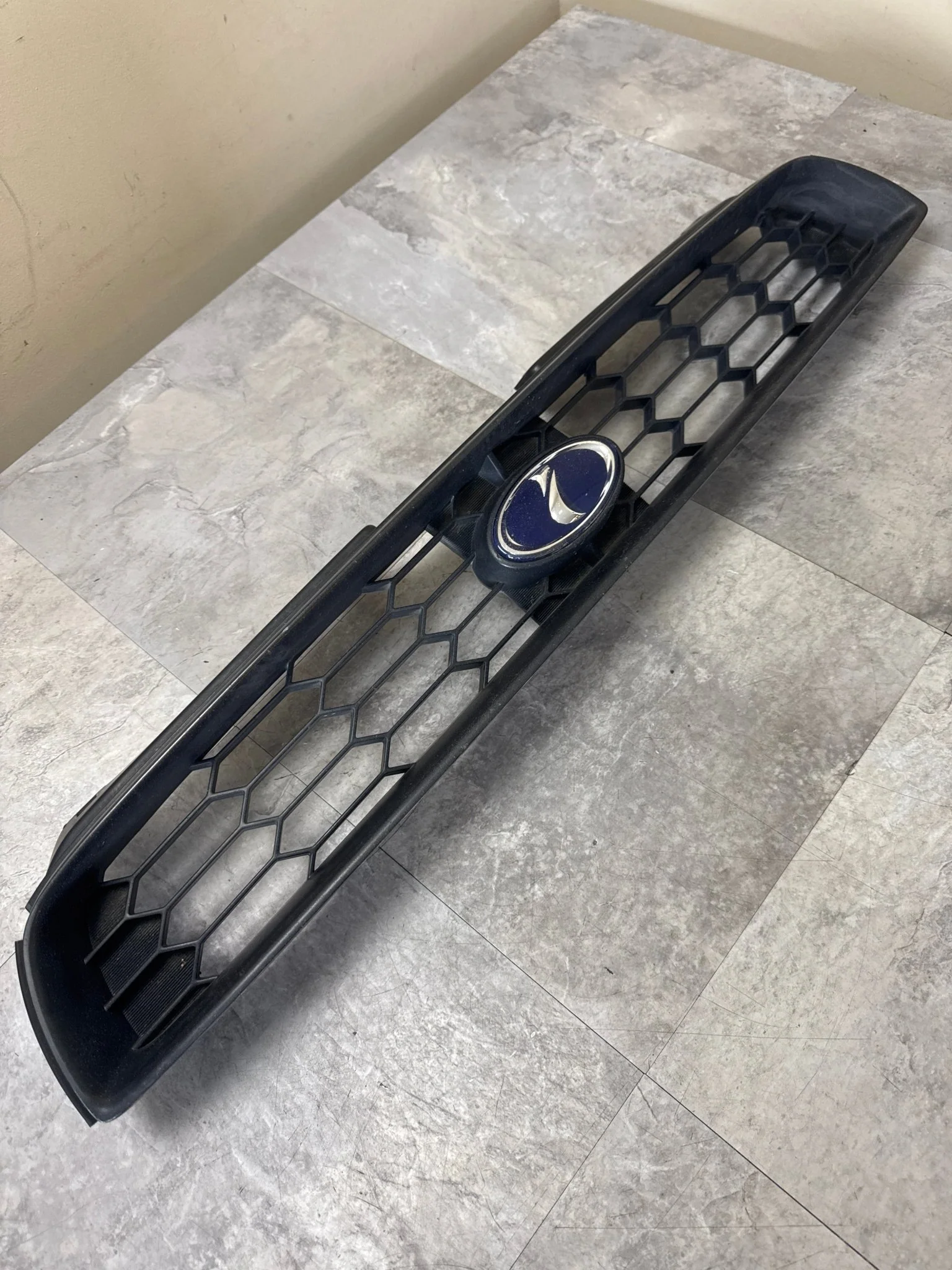 2002-2003 Subaru WRX Front Grille OEM Assembly (JDM Impreza Badge) D3