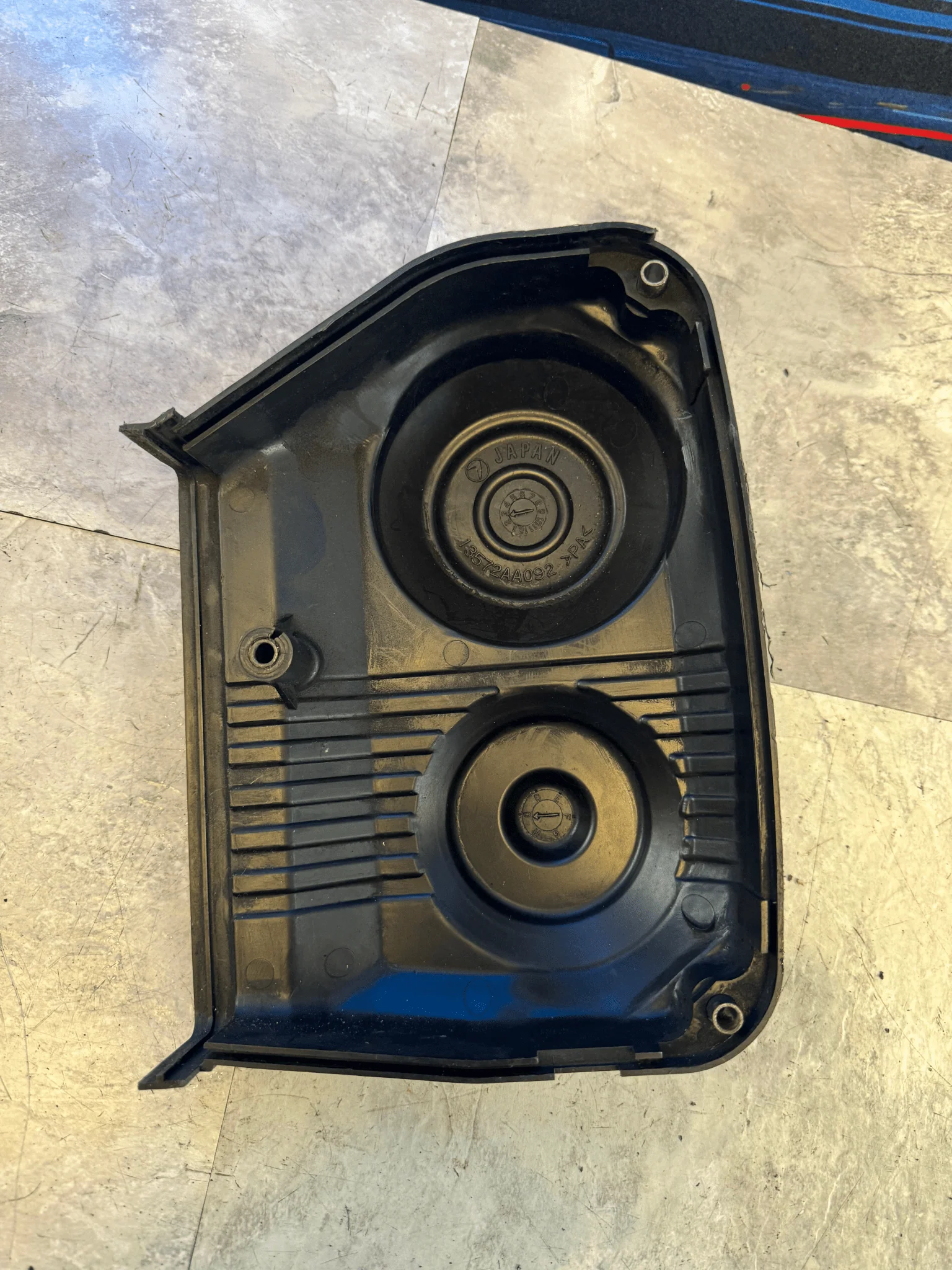 2002-2005 Subaru Impreza WRX Front OEM RH Timing Cover Y5 - Image 4