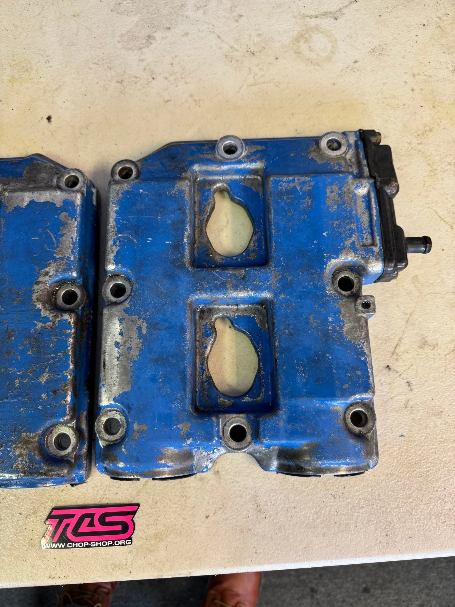 2002-2005 Subaru Impreza WRX Valve Cover Complete Set Pair LH And RH / Y6 - Image 3