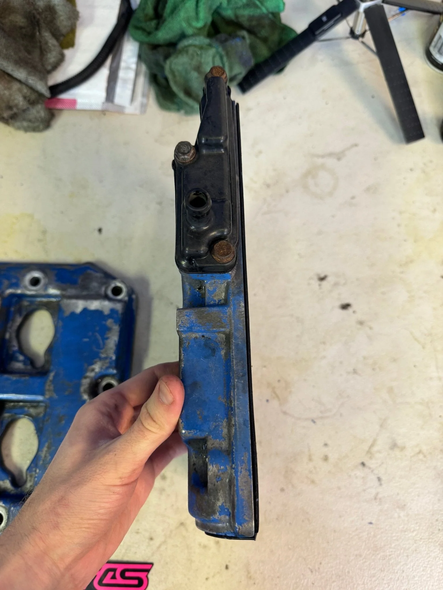 2002-2005 Subaru Impreza WRX Valve Cover Complete Set Pair LH And RH / Y6 - Image 4