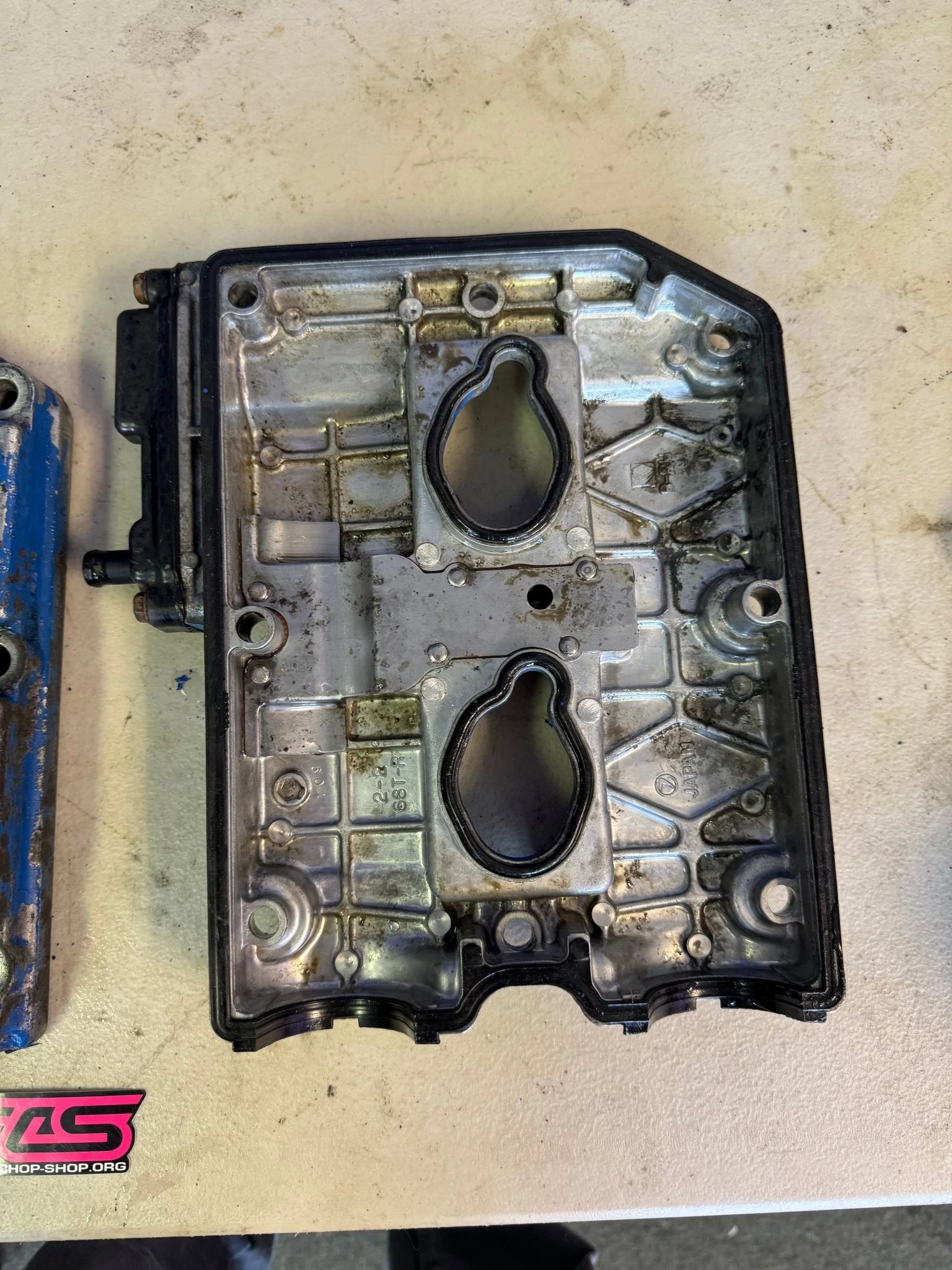 2002-2005 Subaru Impreza WRX Valve Cover Complete Set Pair LH And RH / Y6 - Image 5