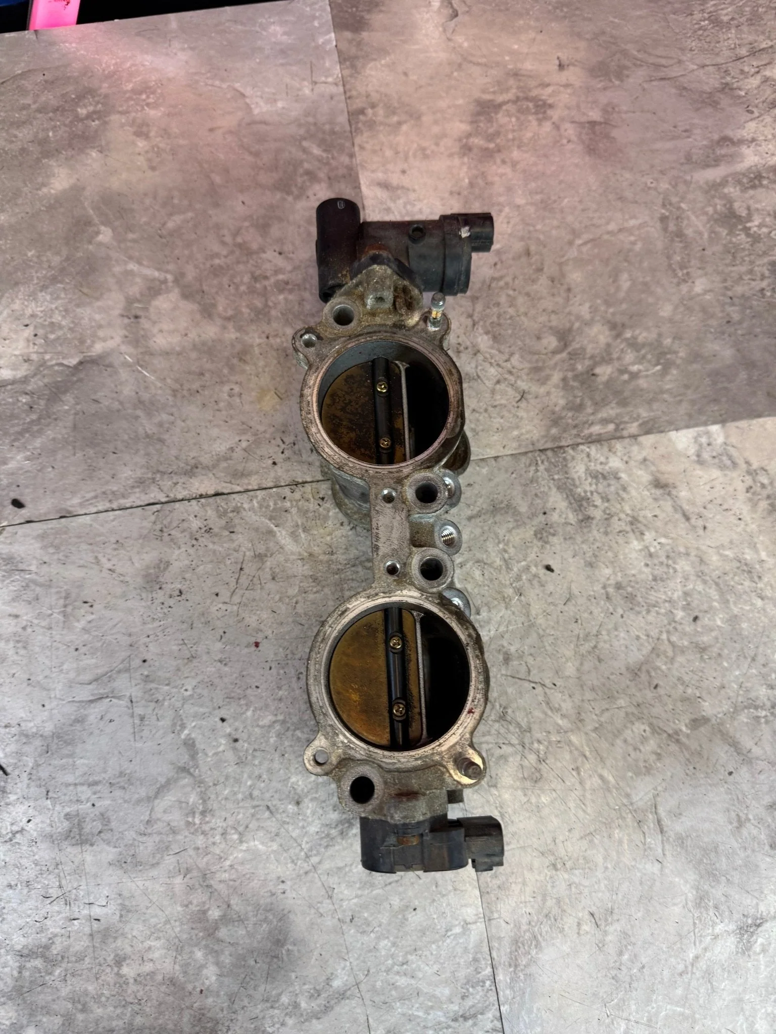 2002-2007 Subaru Impreza WRX STi Engine OEM Intake Manifold TGV C2 - Image 2