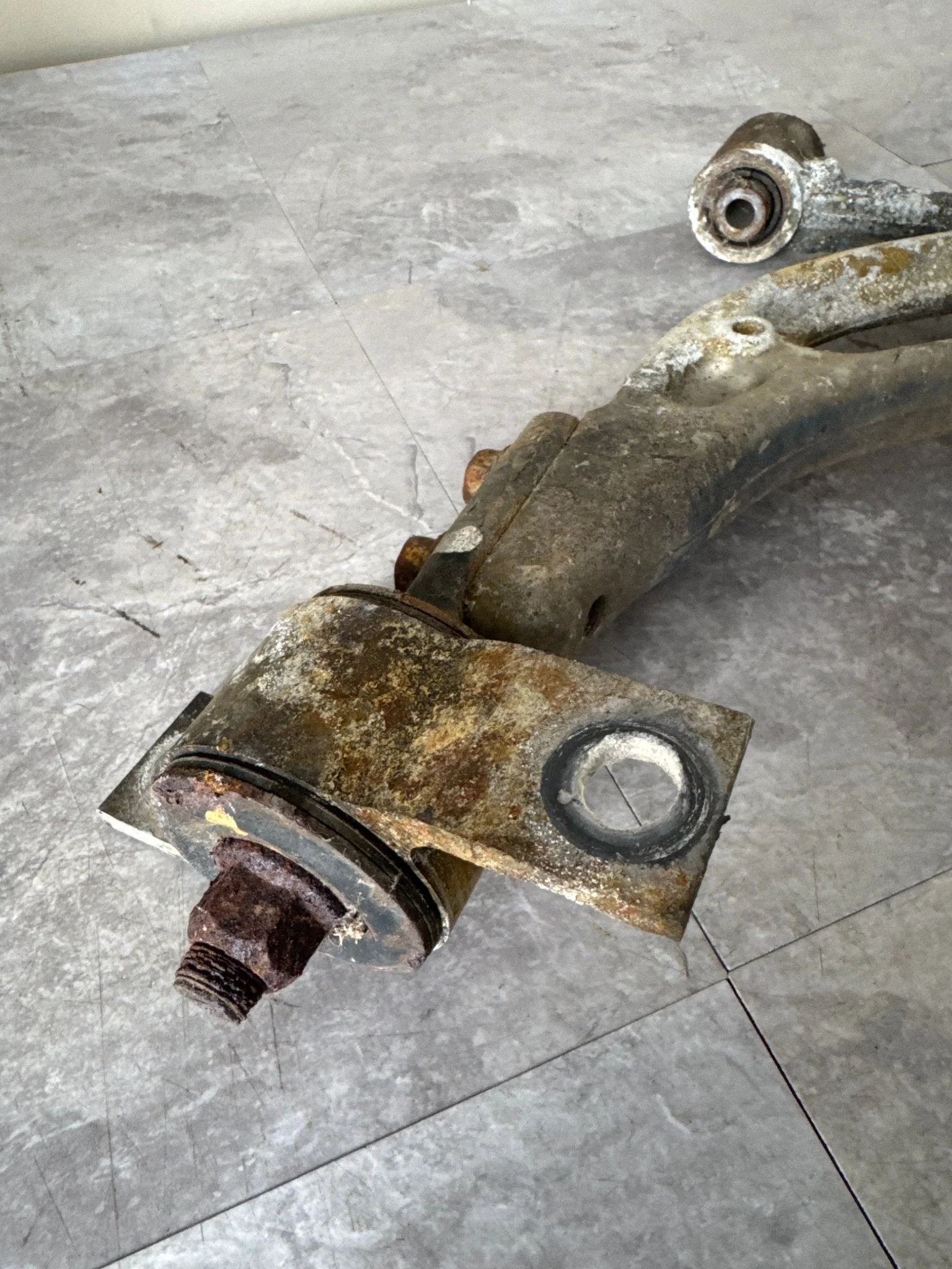 2002-2007 Subaru Impreza WRX STi OEM LH Control Arm D4 - Image 2