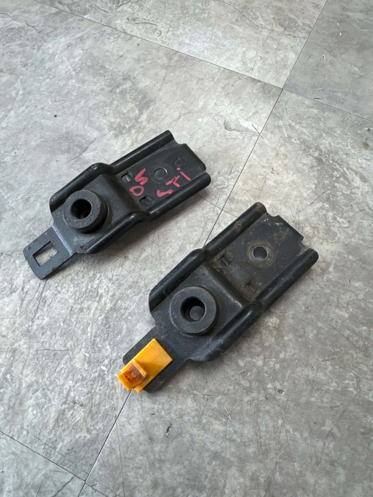 2002-2007 Subaru Impreza WRX STI OEM Radiator Stays Mounts G2 - Image 3