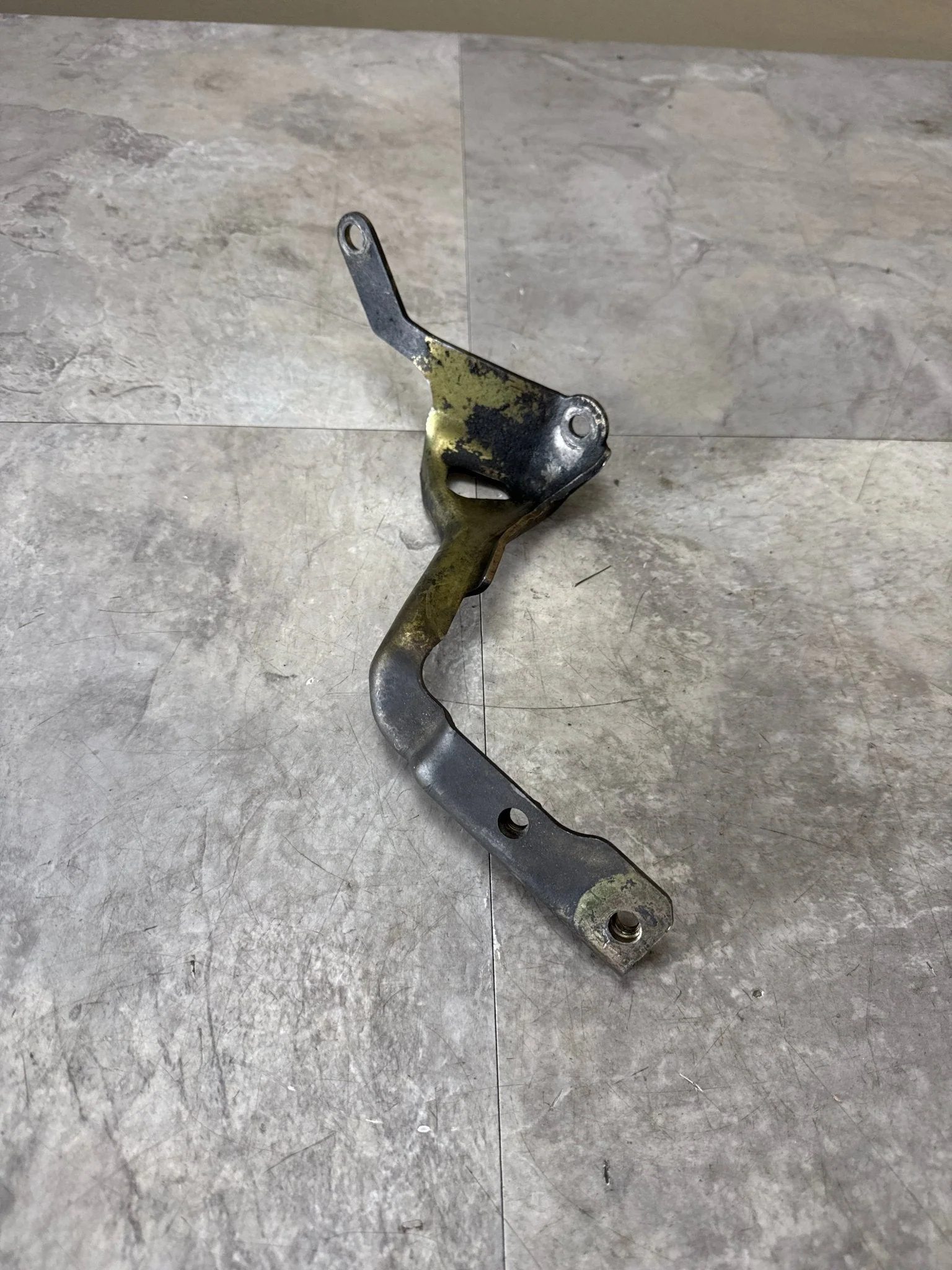 2002-2007 Subaru WRX STi Intercooler Bracket OEM Right Side K2-g
