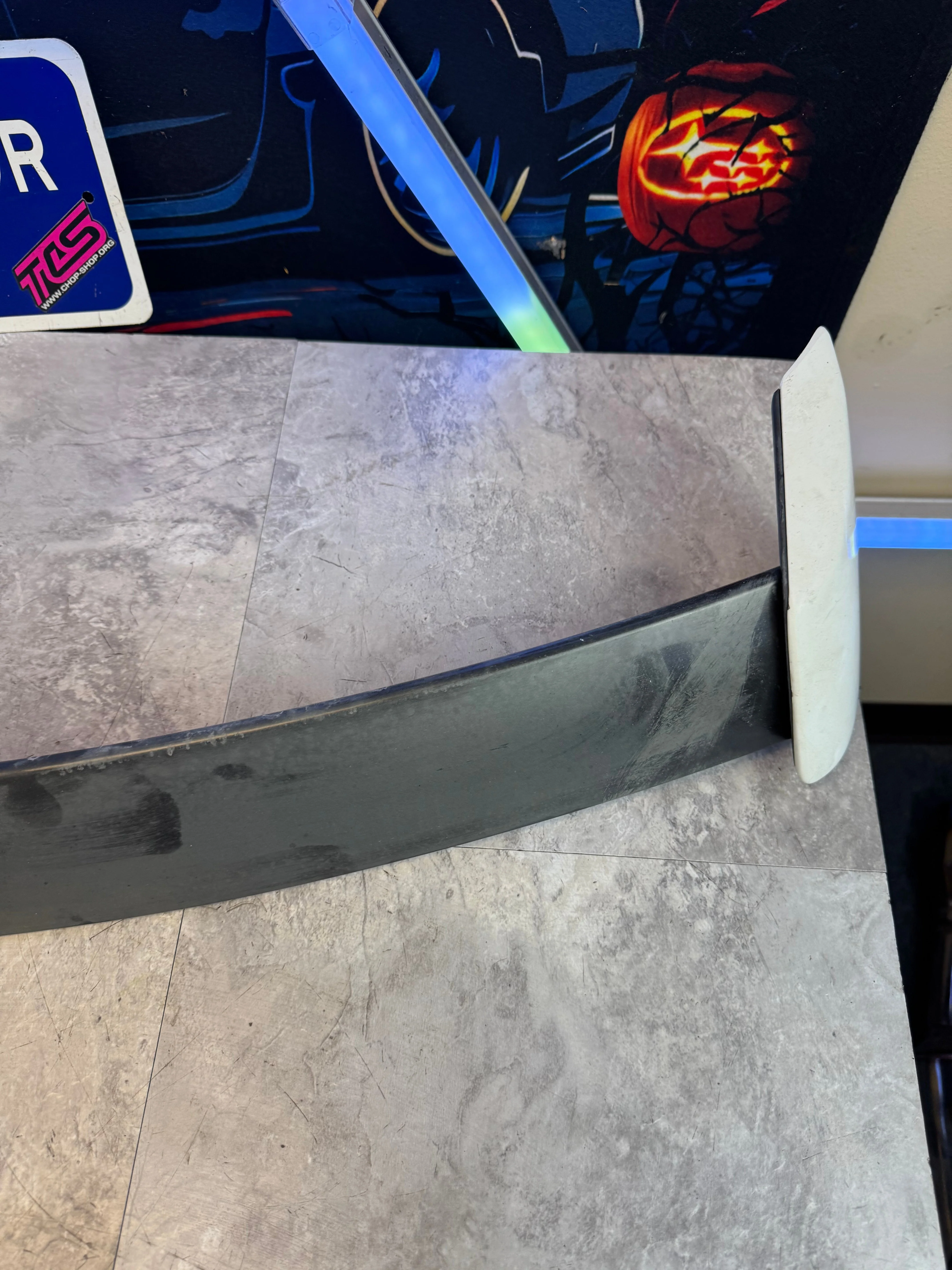 2002-2007 Subaru WRX STi OEM Rear Roof Spoiler Wing Assembly Alpine White (Strut Room) - Image 5