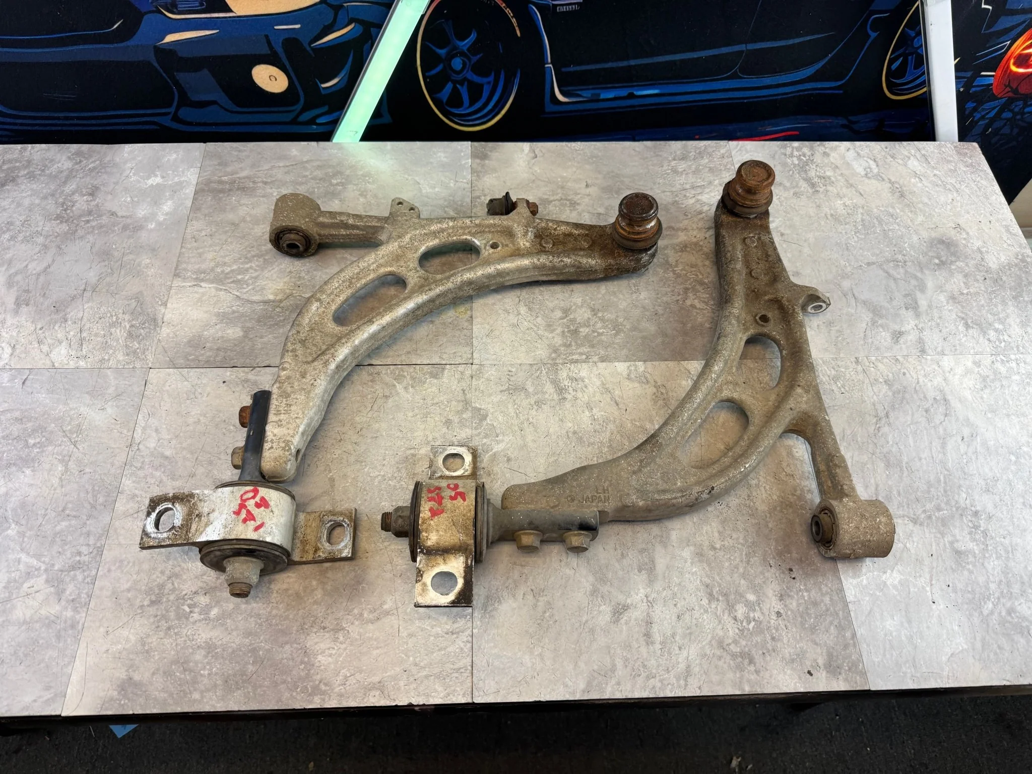 2002-2007 Subaru WRX STi Sedan Front OEM RH LH Lower Metal Control Arms K4