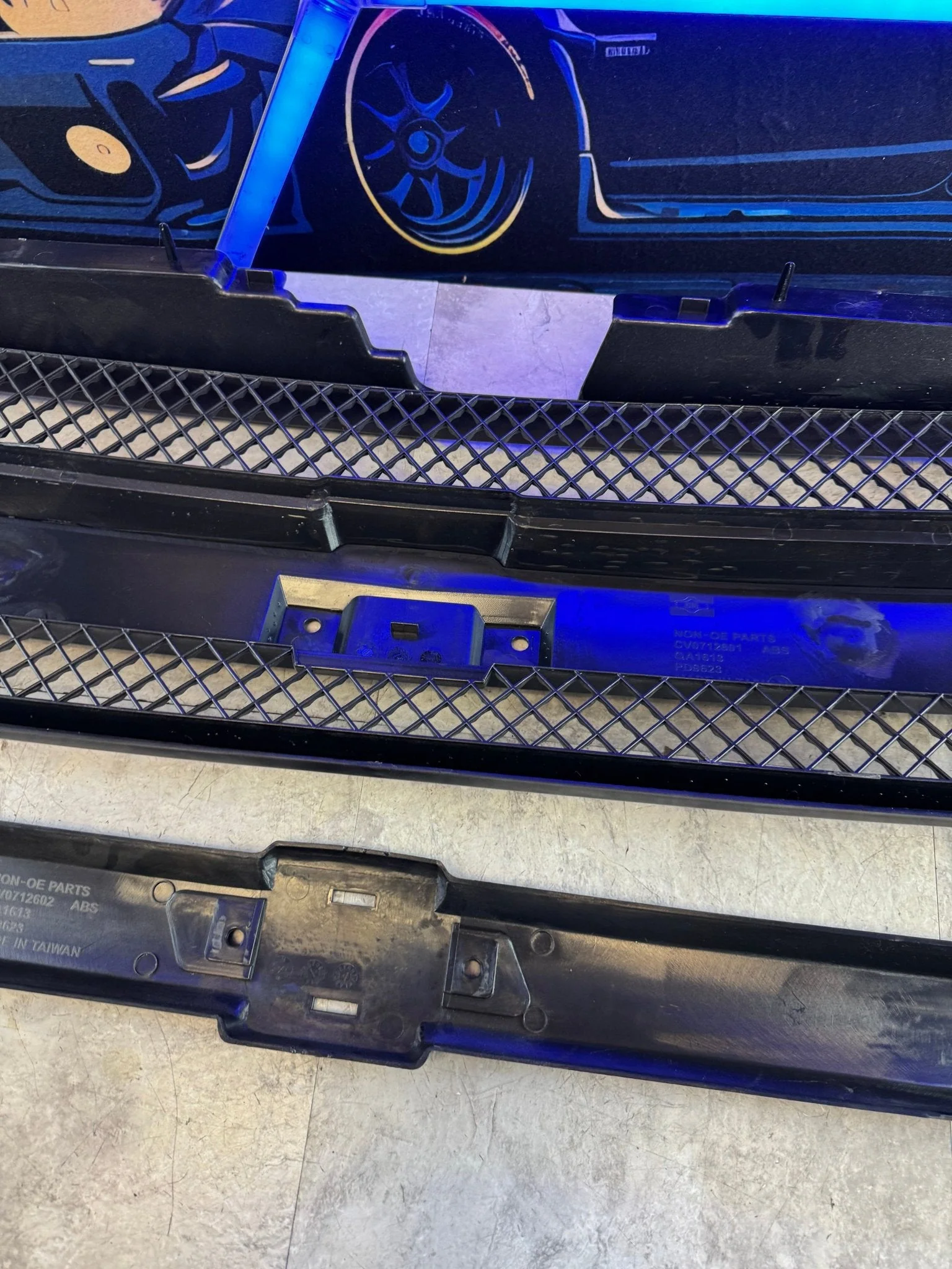 2002-2009 Chevrolet Trailblazer Aftermarket Front Grille Assembly Kit (Strut Wall) - Image 14