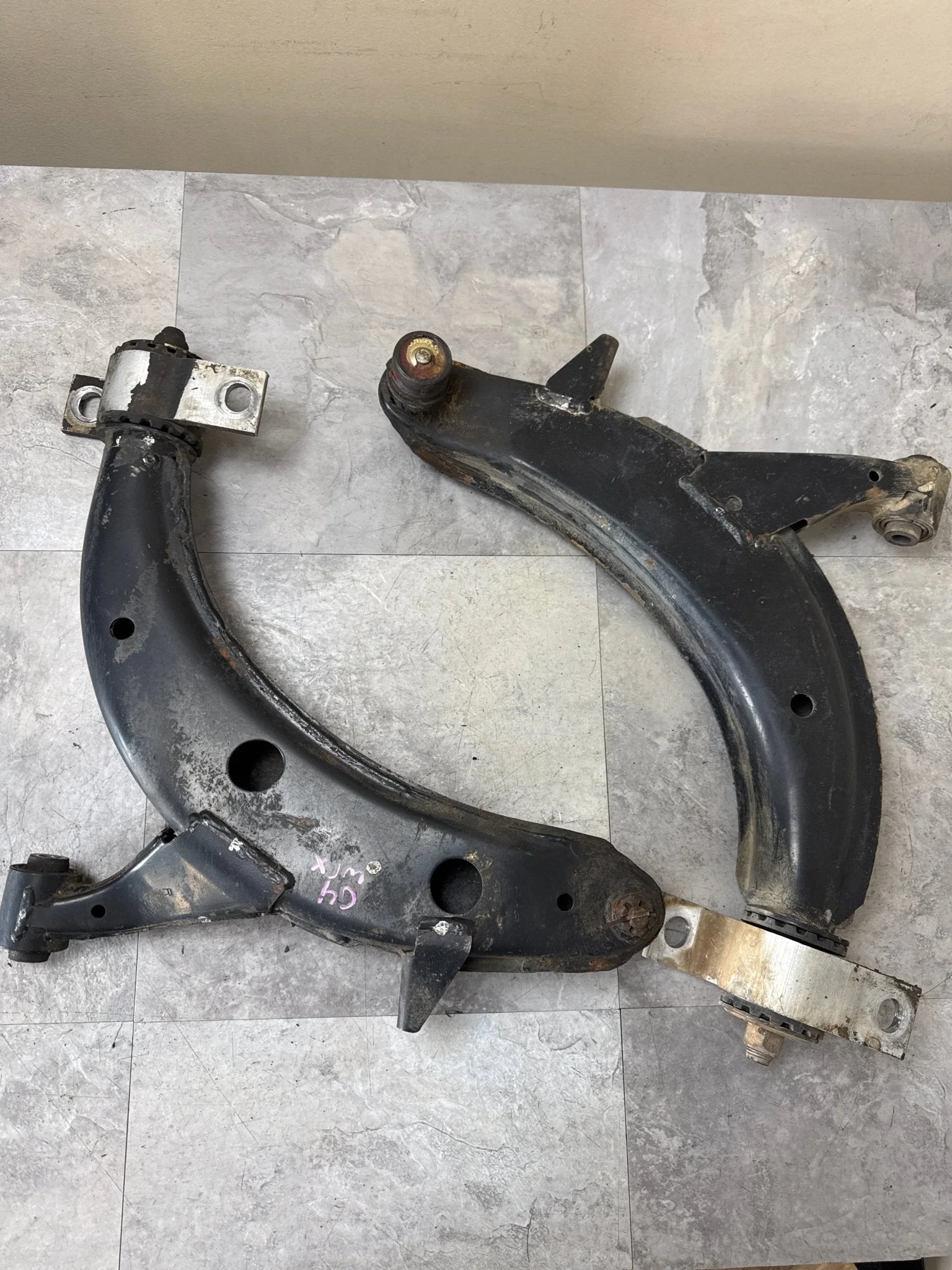 2002-2007 Subaru WRX Sedan Front OEM RH LH Lower Metal Control Arms K4