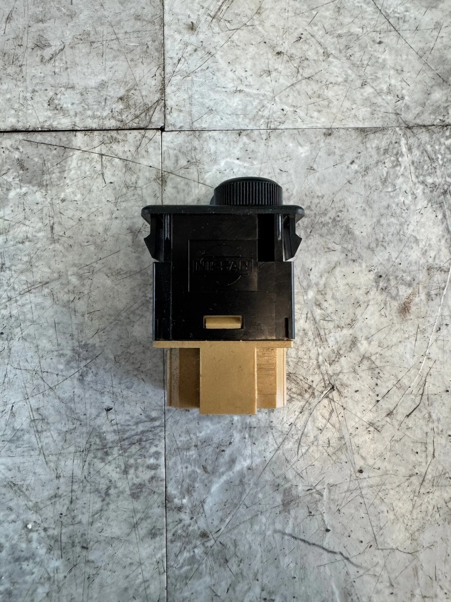 2004-2005 Subaru Impreza WRX STi Headlight Leveling Switch Adjustment Knob - Image 2