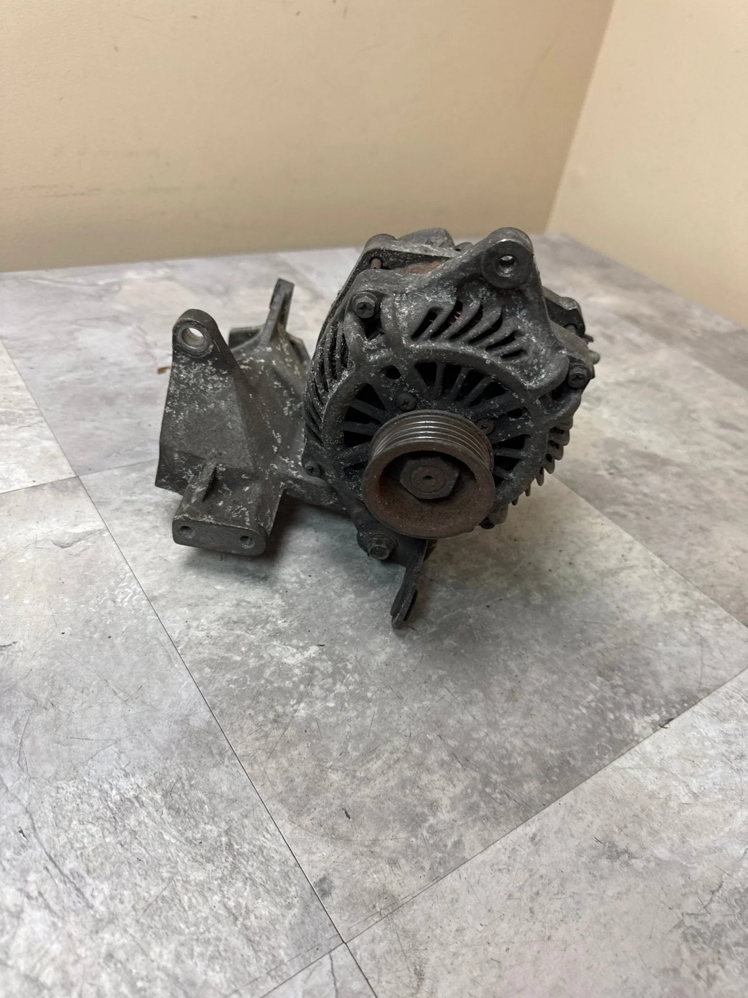 2004-2007 Subaru Impreza WRX STi Alternator (04 Mount) F4