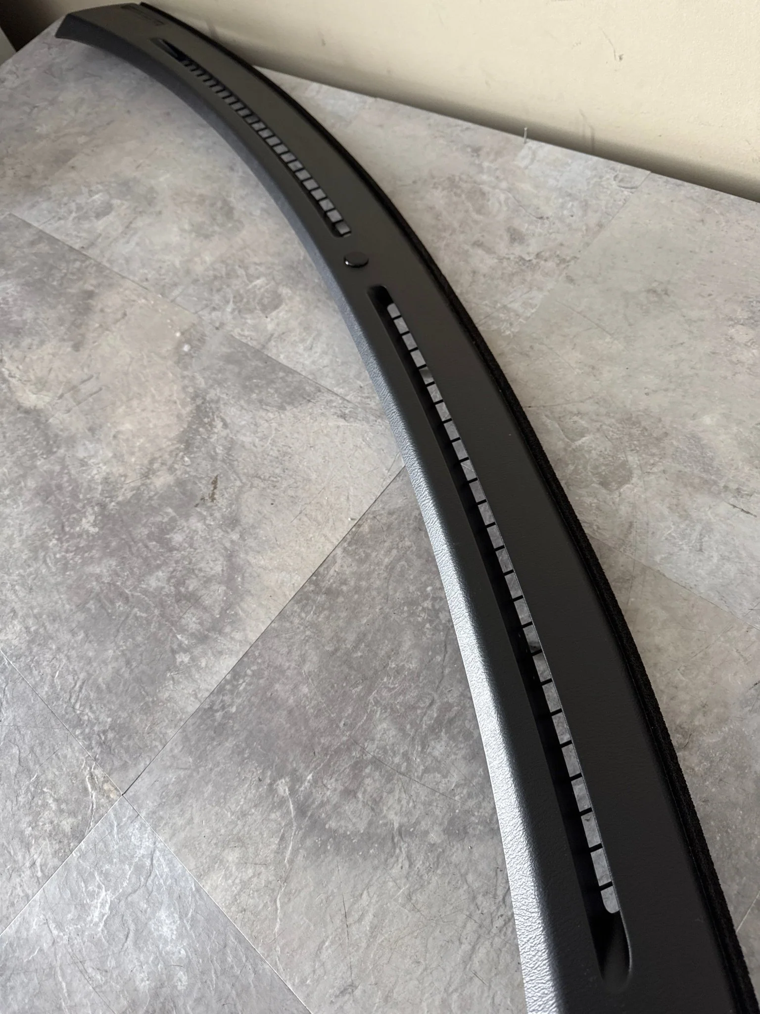 2004-2007 Subaru Impreza WRX STi OEM Interior Front Dash Defrost Vents Trim (2) - Image 2