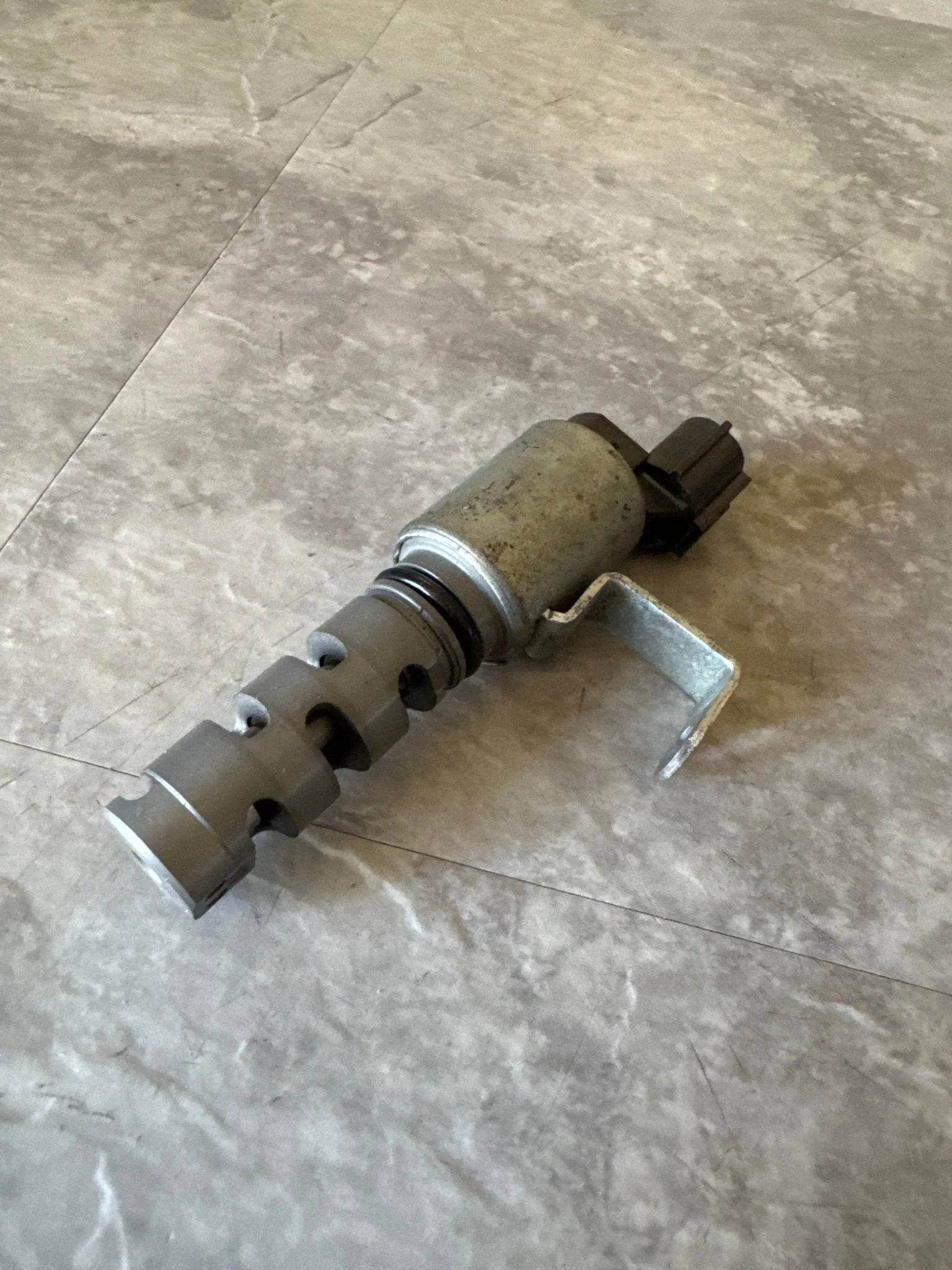 2004-2007 Subaru WRX STi AVCS Solenoid Oil Valve J3