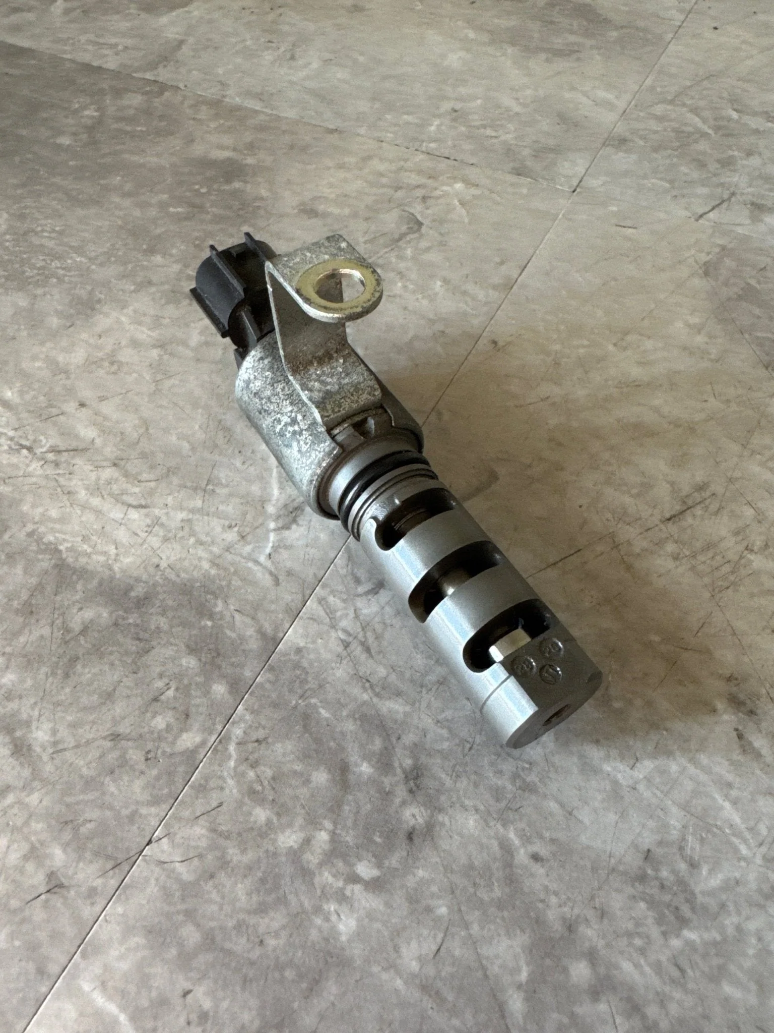 2004-2014 Subaru WRX STi AVCS Solenoid Oil Valve (2) K2-w - Image 3
