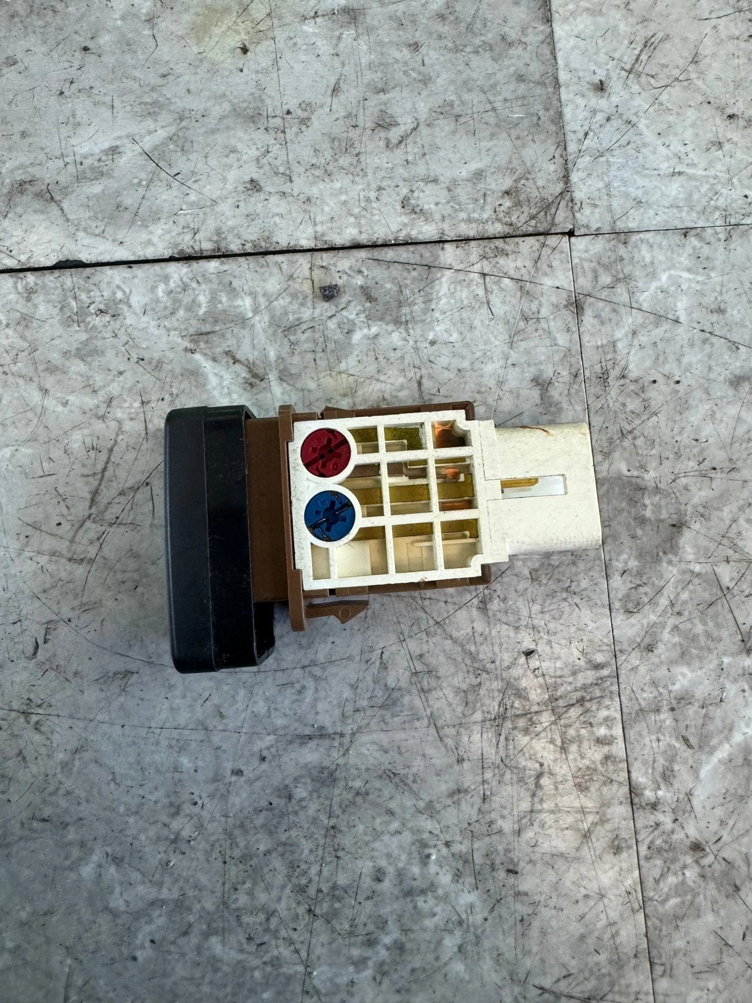 2004-2007 Subaru WRX STi IC OEM Intercooler Water Spray Button Switch - Image 2