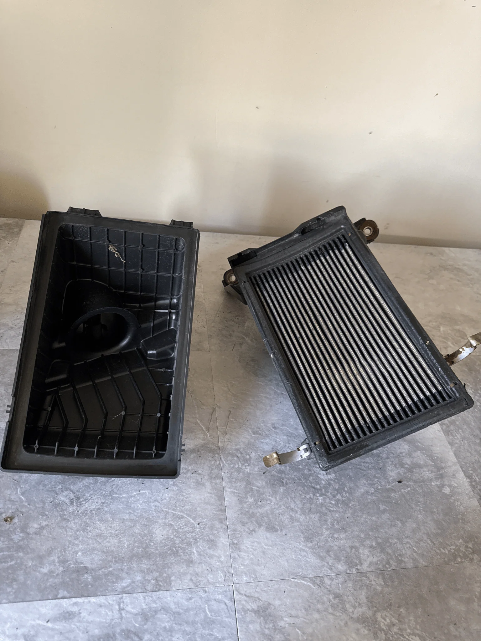 2004-2007 Subaru WRX STi Upper OEM & Lower AIR Intake BOX Ej257 J1 - Image 4