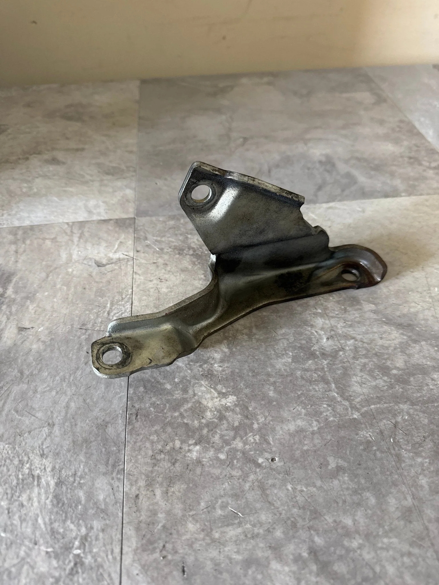 2004-2021 Subaru WRX STi Intercooler Bracket OEM Right Side (2012) K2-g - Image 2