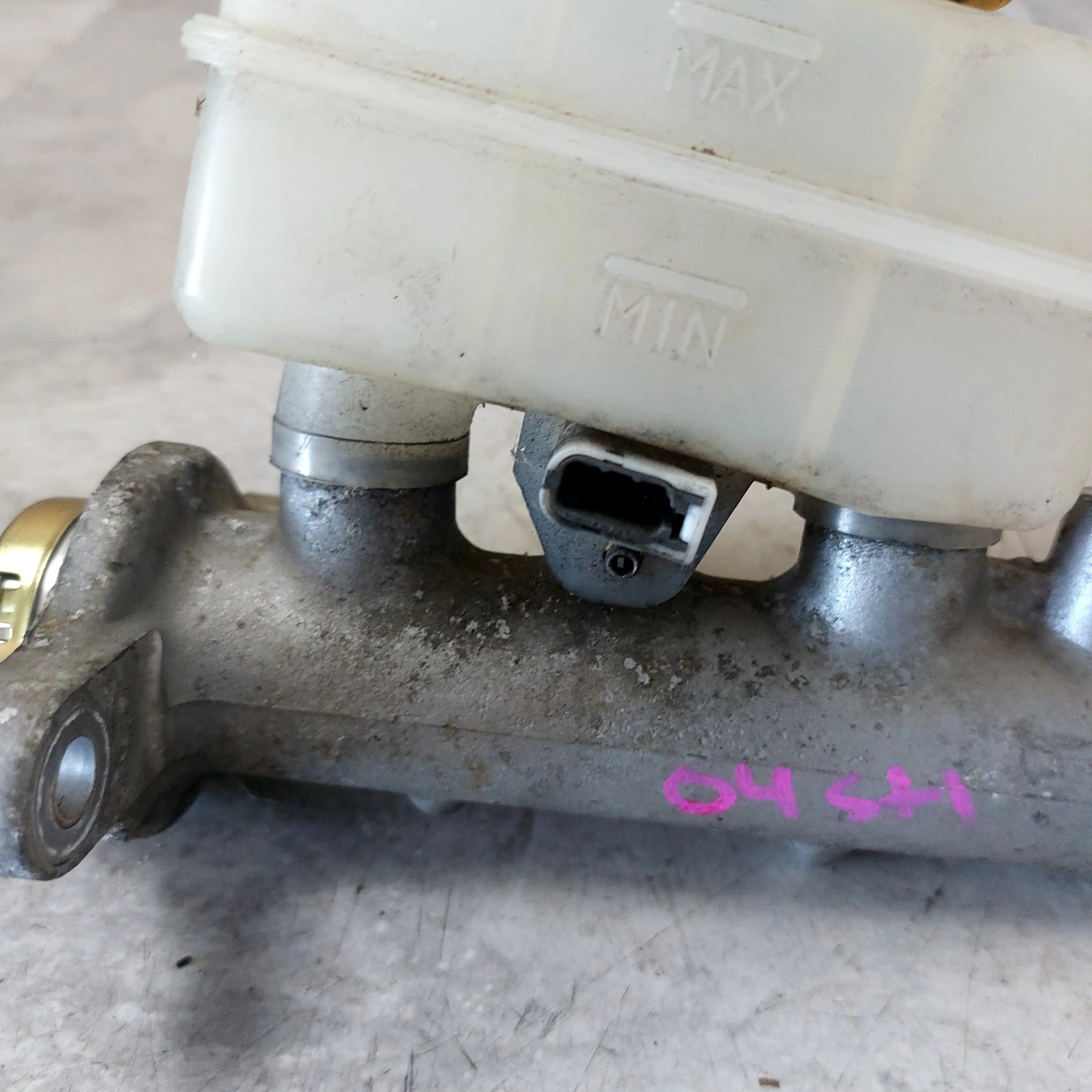 2004-2007 Subaru Impreza WRX STi OEM Brake Master Cylinder Reservoir - Image 3