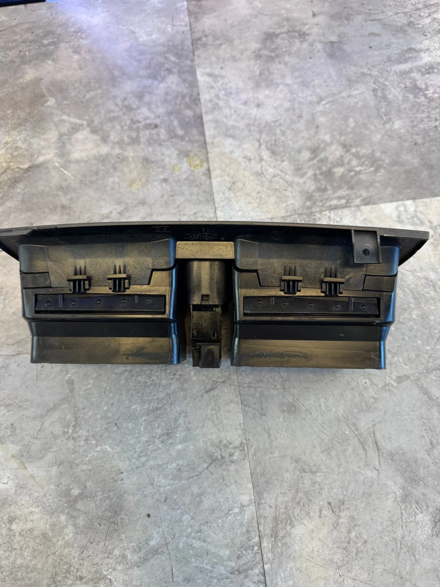 2005-2007 Subaru Impreza WRX STi OEM Dash Vent Center Hazard Switch Trim J4 - Image 6