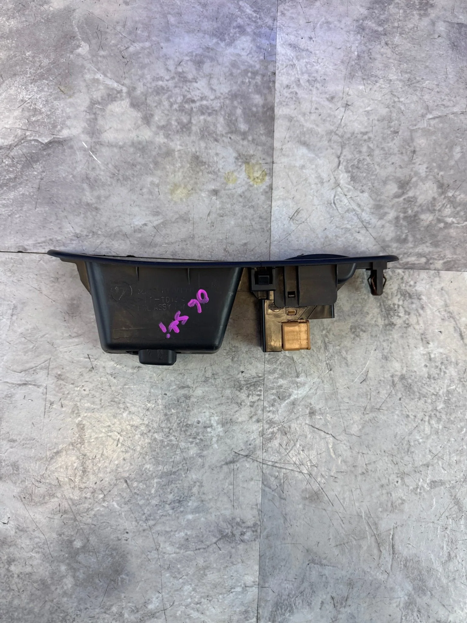 2005-2007 Subaru Impreza WRX STI Rear LH Window Switch Trim E2 - Image 2