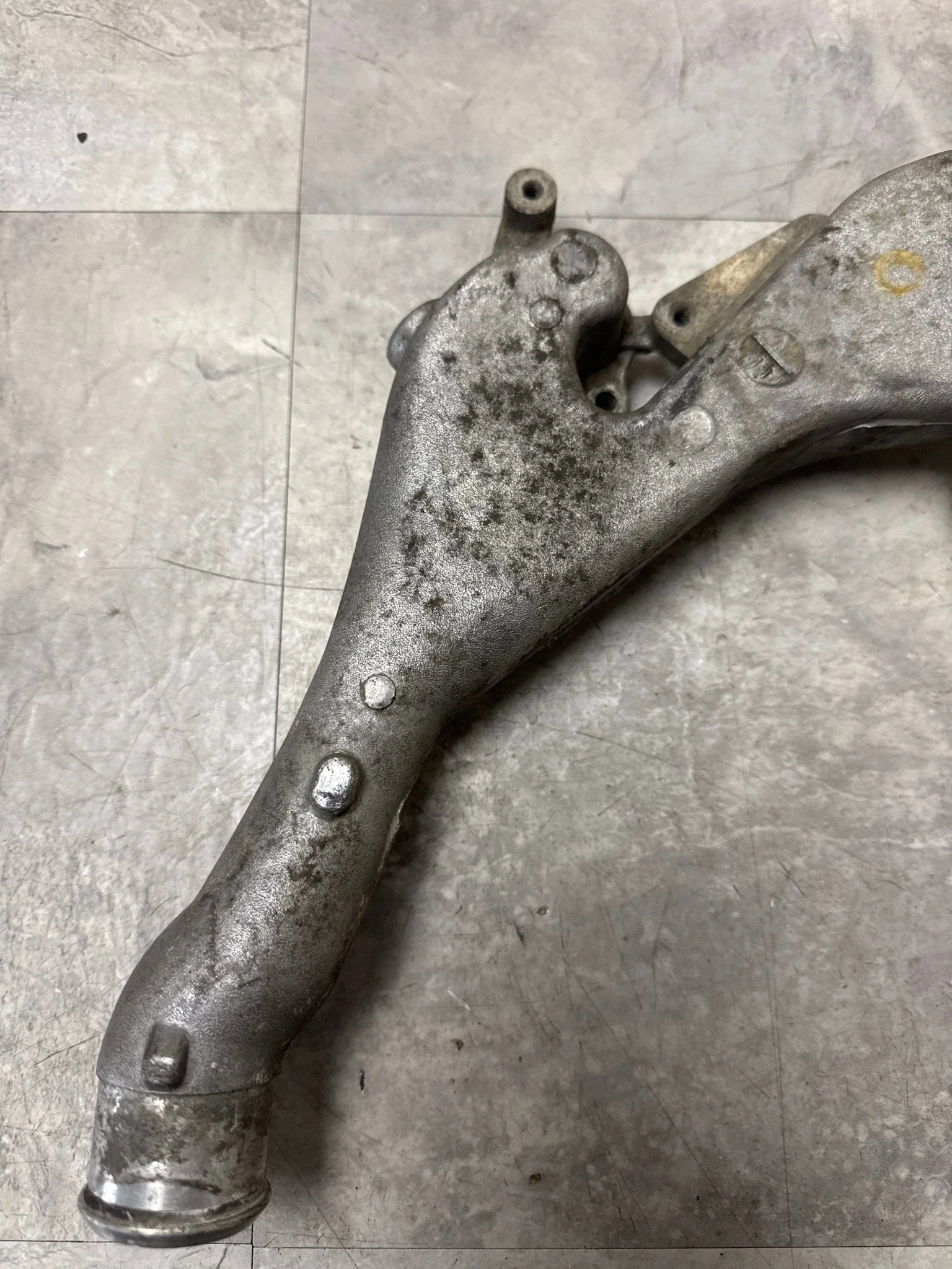 2005-2009 Subaru Legacy GT OEM Coolant Crossover Pipe L3 - Image 2