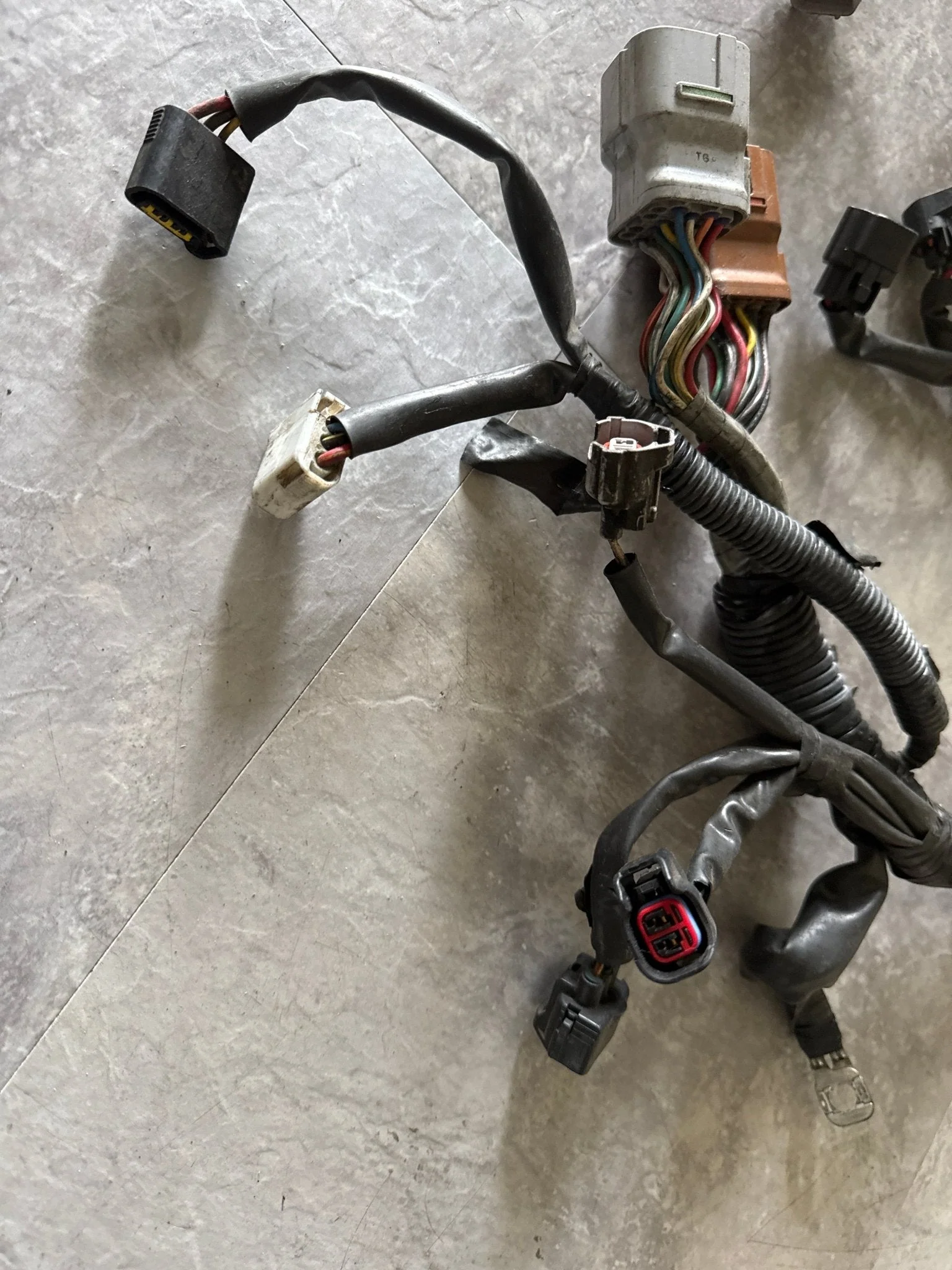 2005 Subaru Impreza WRX Manual OEM Engine Bay Room Wire Harness Wiring K5 - Image 3