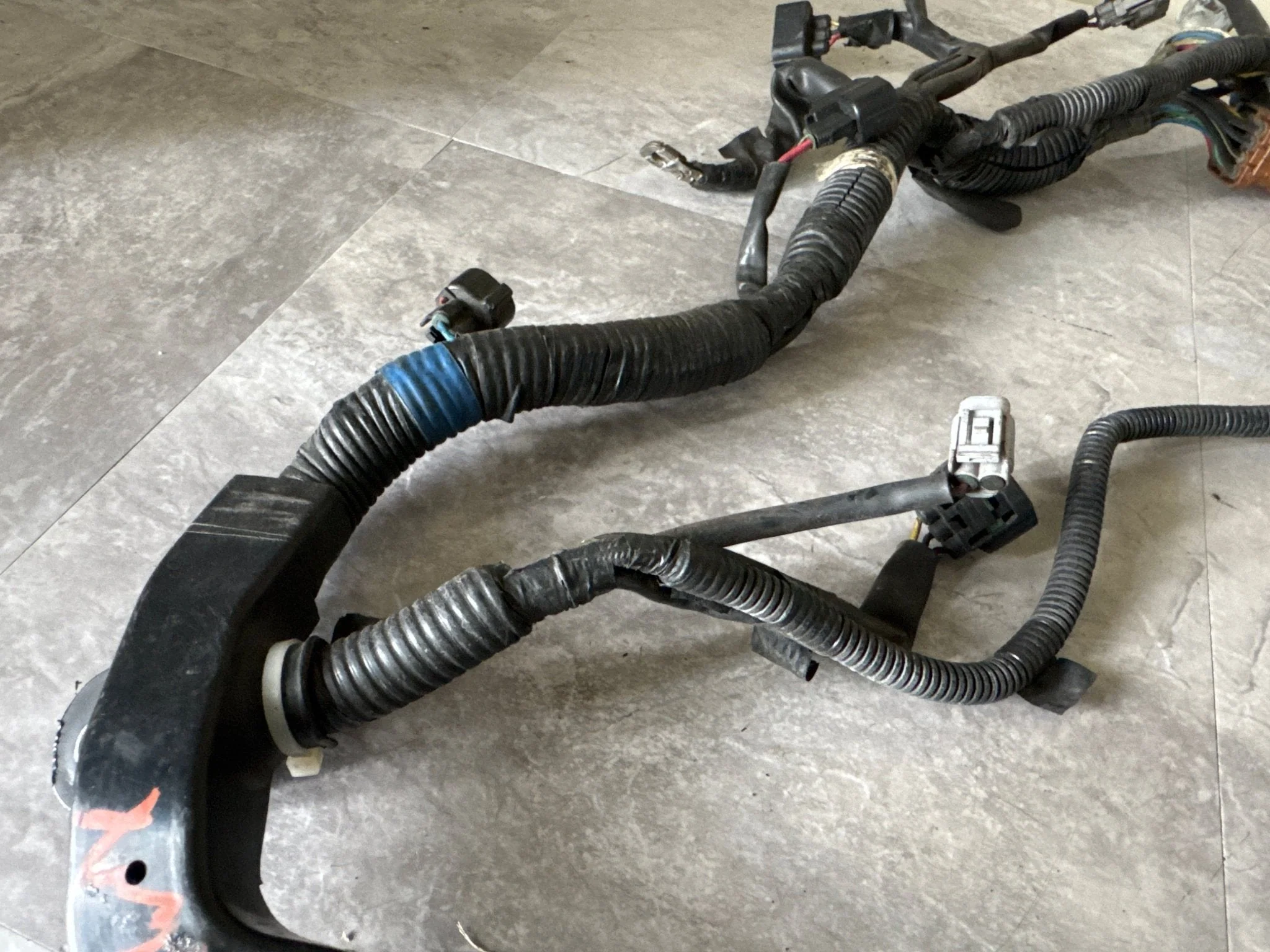 2005 Subaru Impreza WRX Manual OEM Engine Bay Room Wire Harness Wiring K5 - Image 9