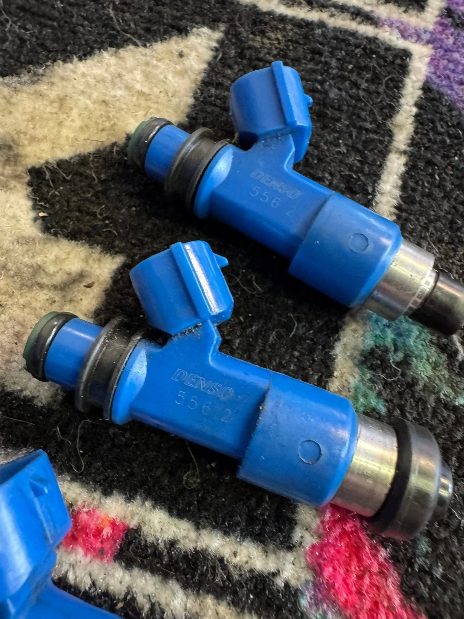 2007-2021 Subaru WRX STi OEM Denso STi Blue Injectors 565cc J3 - Image 2