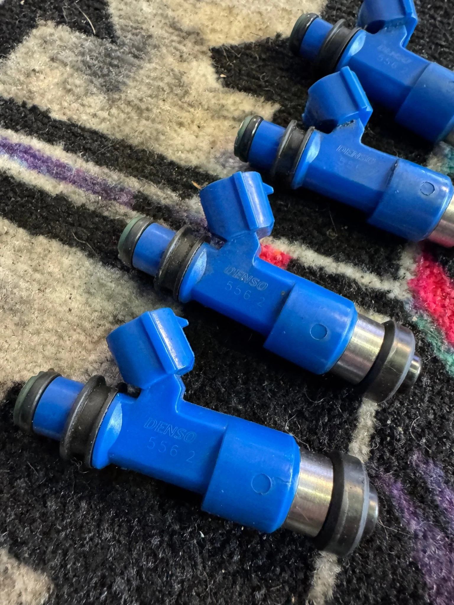 2007-2021 Subaru WRX STi OEM Denso STi Blue Injectors 565cc J3 - Image 3
