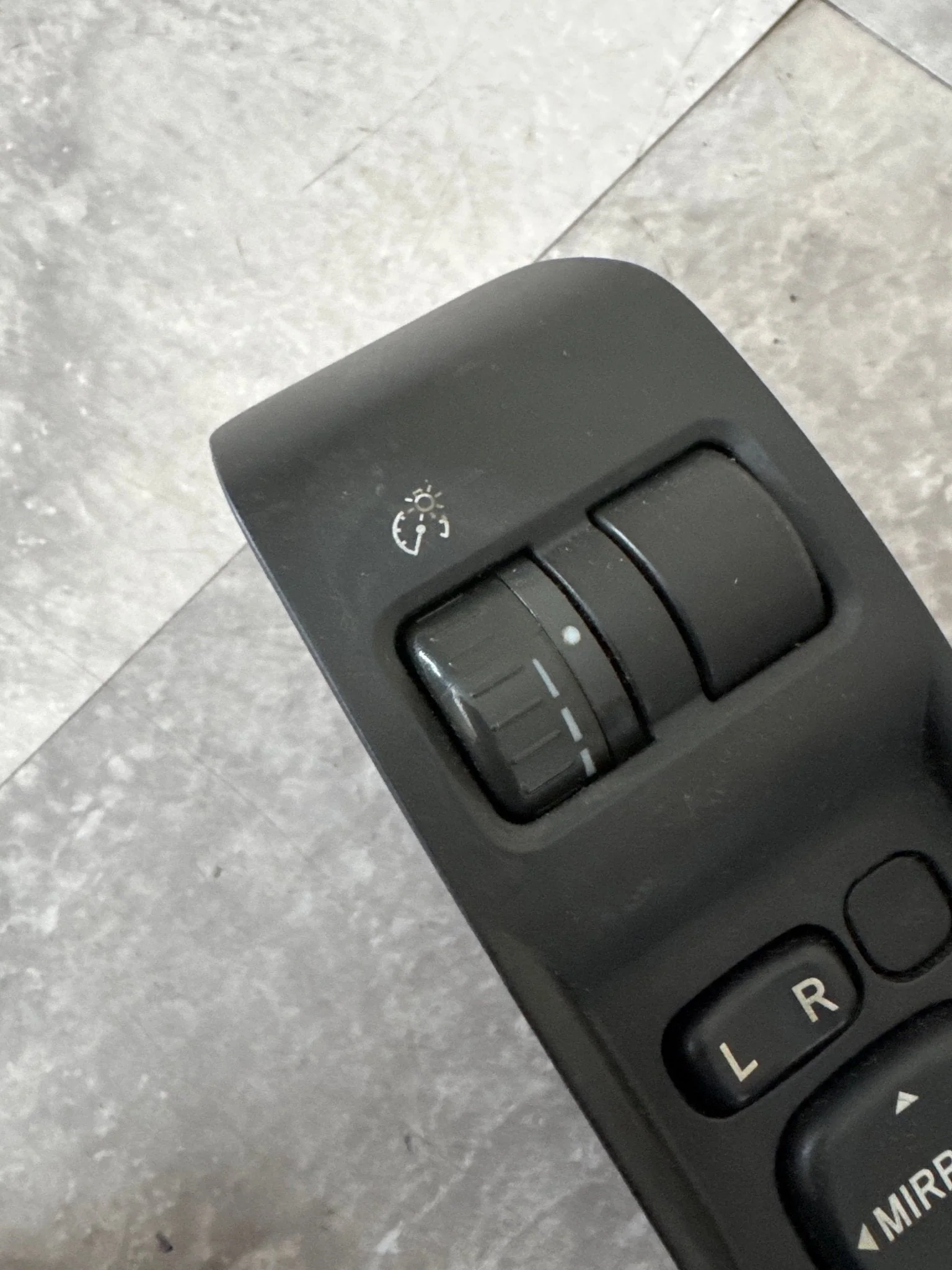 2008-2014 Subaru Impreza WRX STi OEM Dimmer Mirror Control Switch K2-b - Image 2