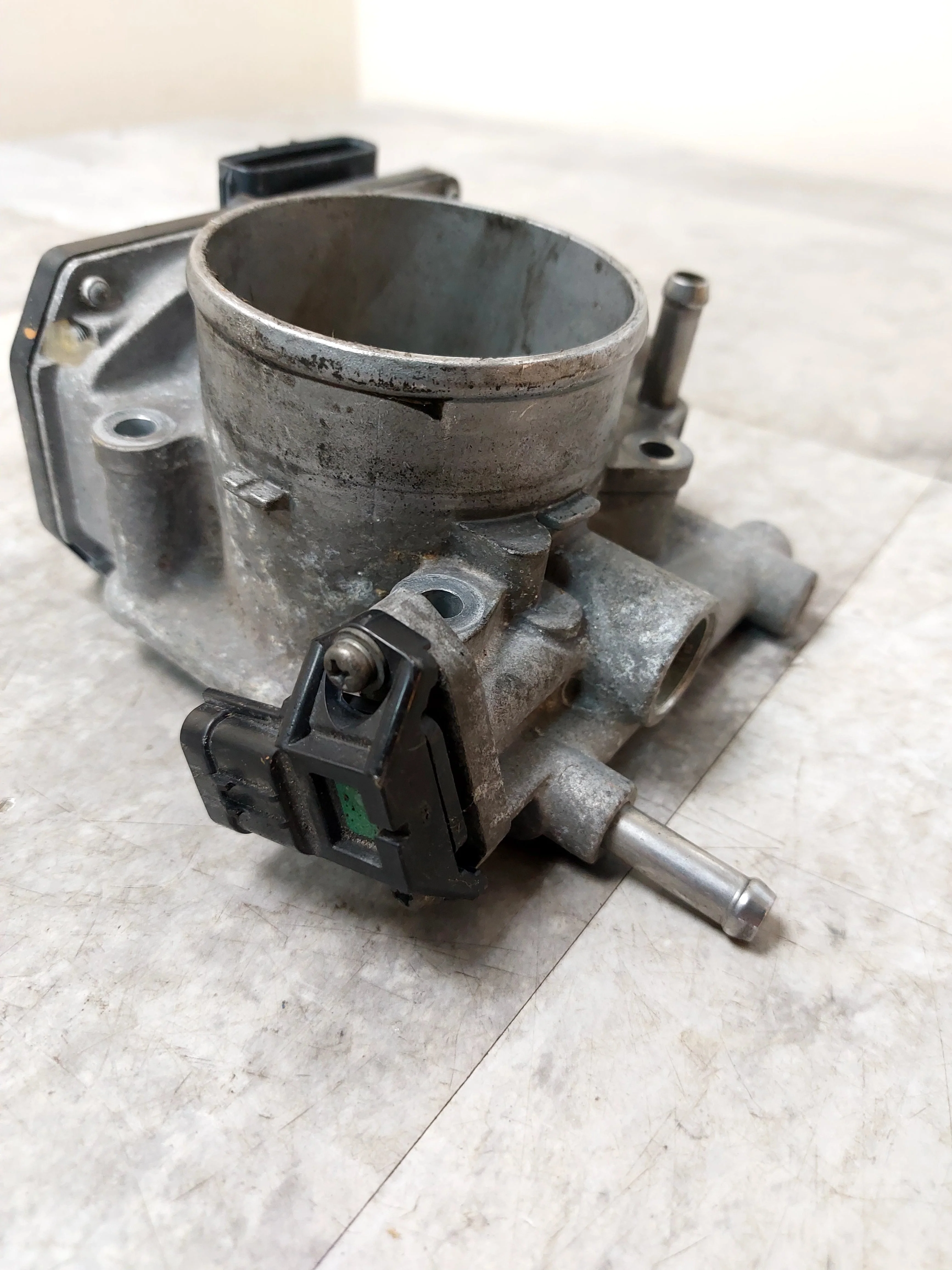 2015-2019 Subaru WRX STi OEM Throttle Body Valve Assembly 16112AA370 y4 - Image 2