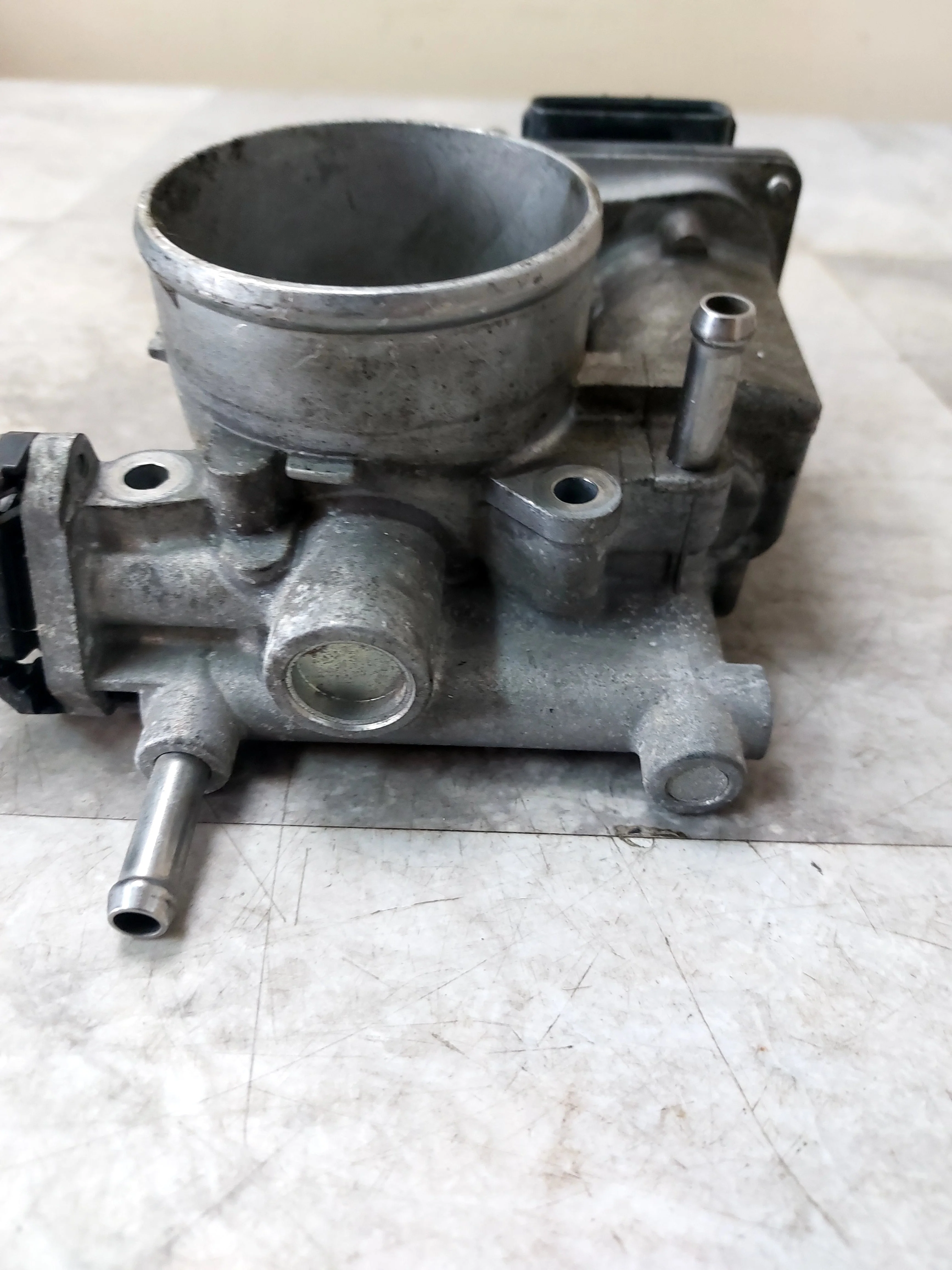 2015-2019 Subaru WRX STi OEM Throttle Body Valve Assembly 16112AA370 y4 - Image 3
