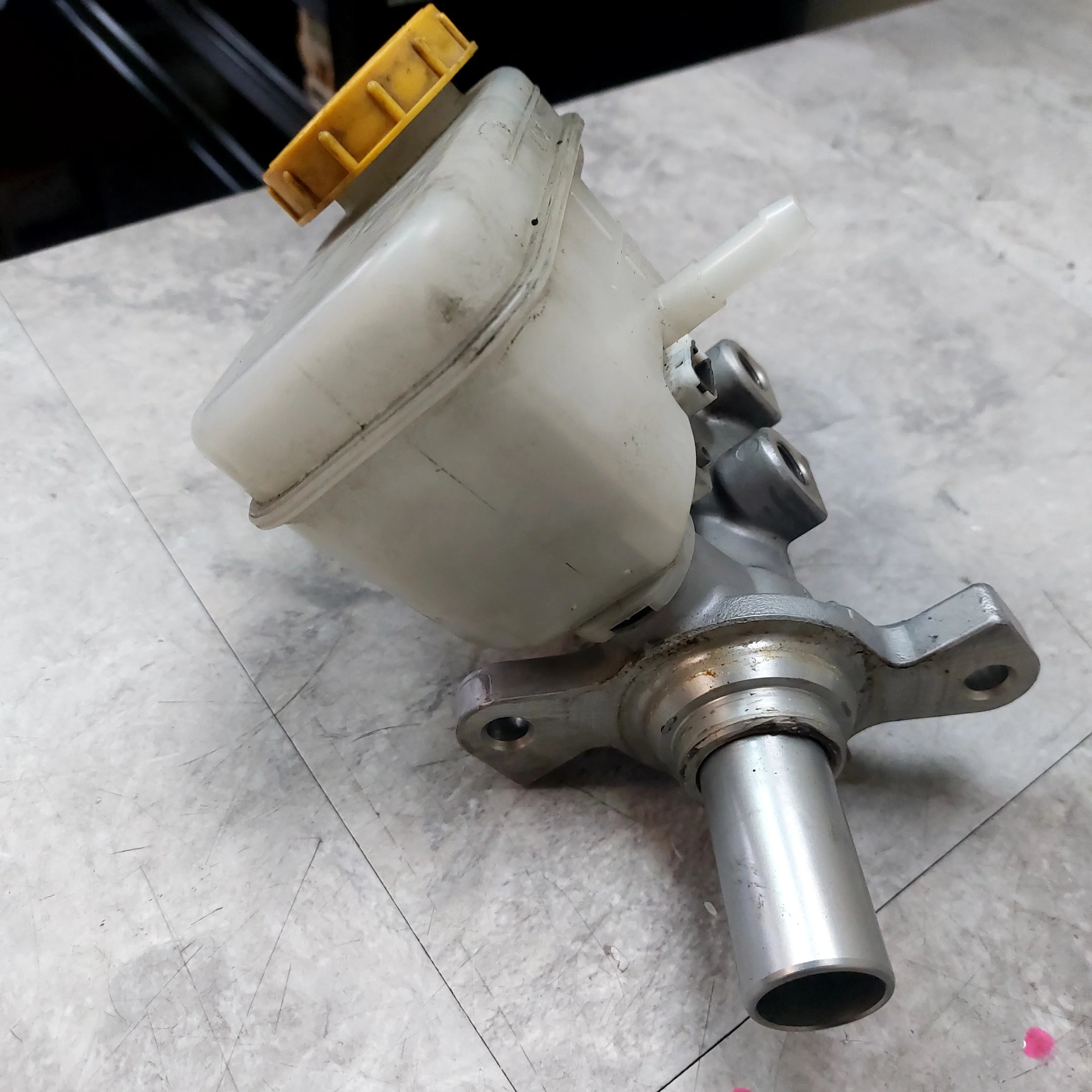 2015-2021 Subaru WRX STi OEM Brake Master Cylinder w/ Reservoir R2 - Image 4