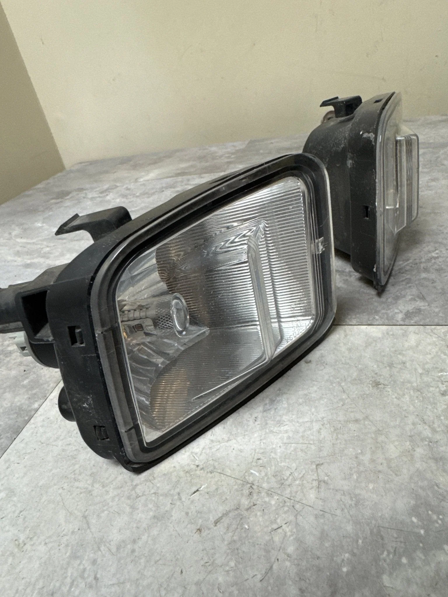 2015-2021 Subaru WRX STi OEM Fog Light Assembly LH RH J4 - Image 2