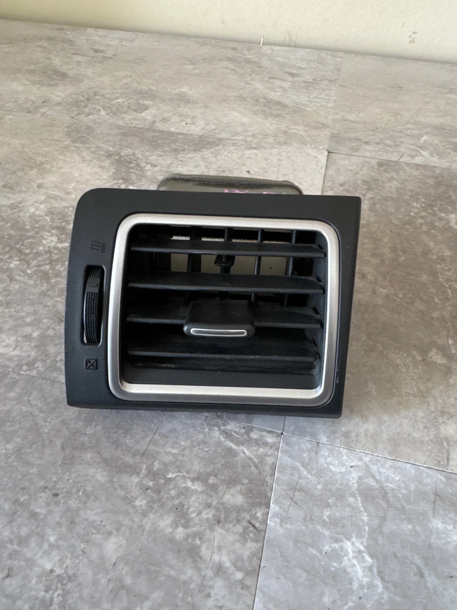 2015-2021 Subaru WRX STi OEM & Passenger Vent AC Heat RH Right Side J2
