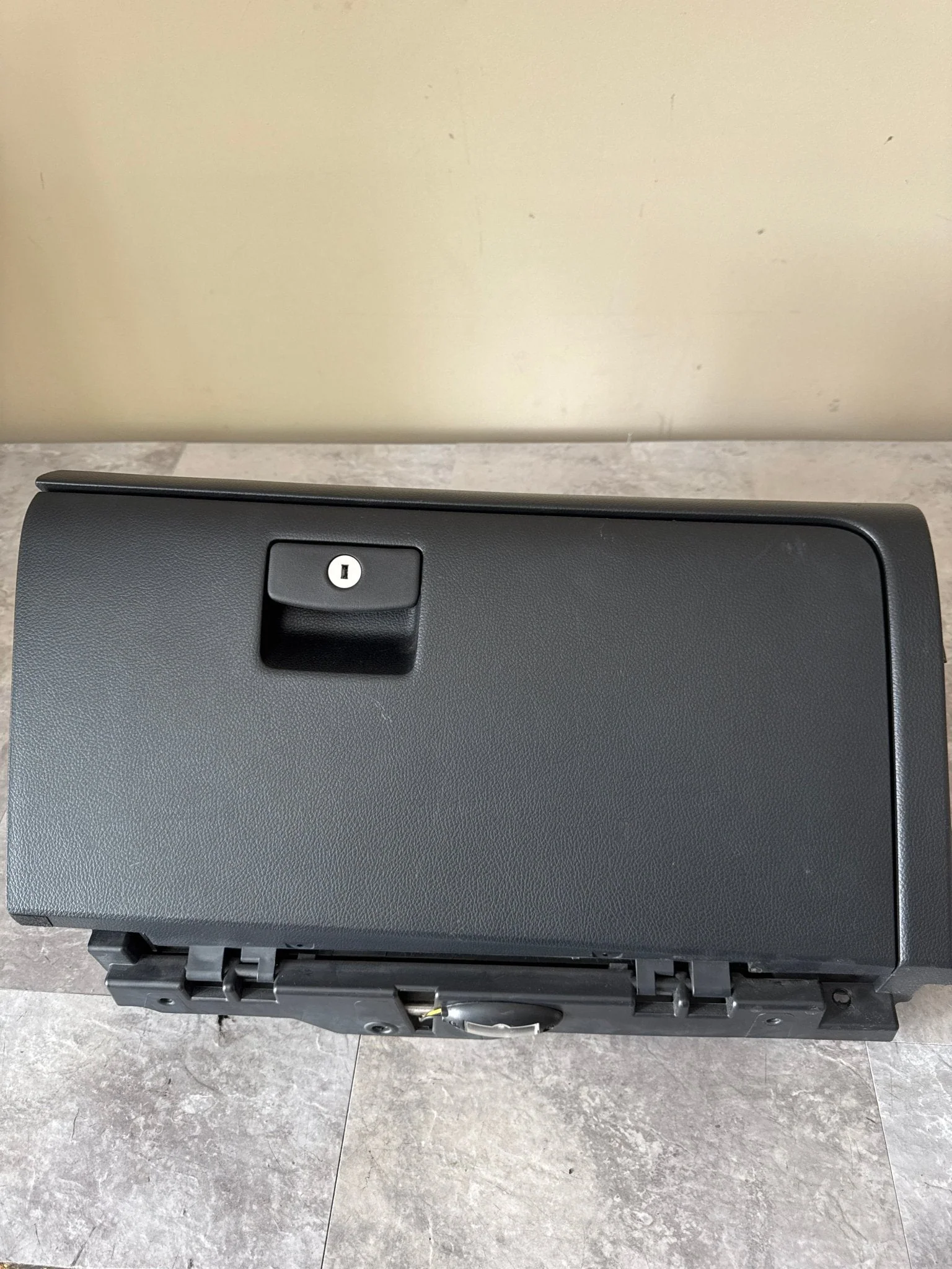 2019-2021 Subaru WRX STi Dashboard OEM Glove BOX Storage Compartment J2