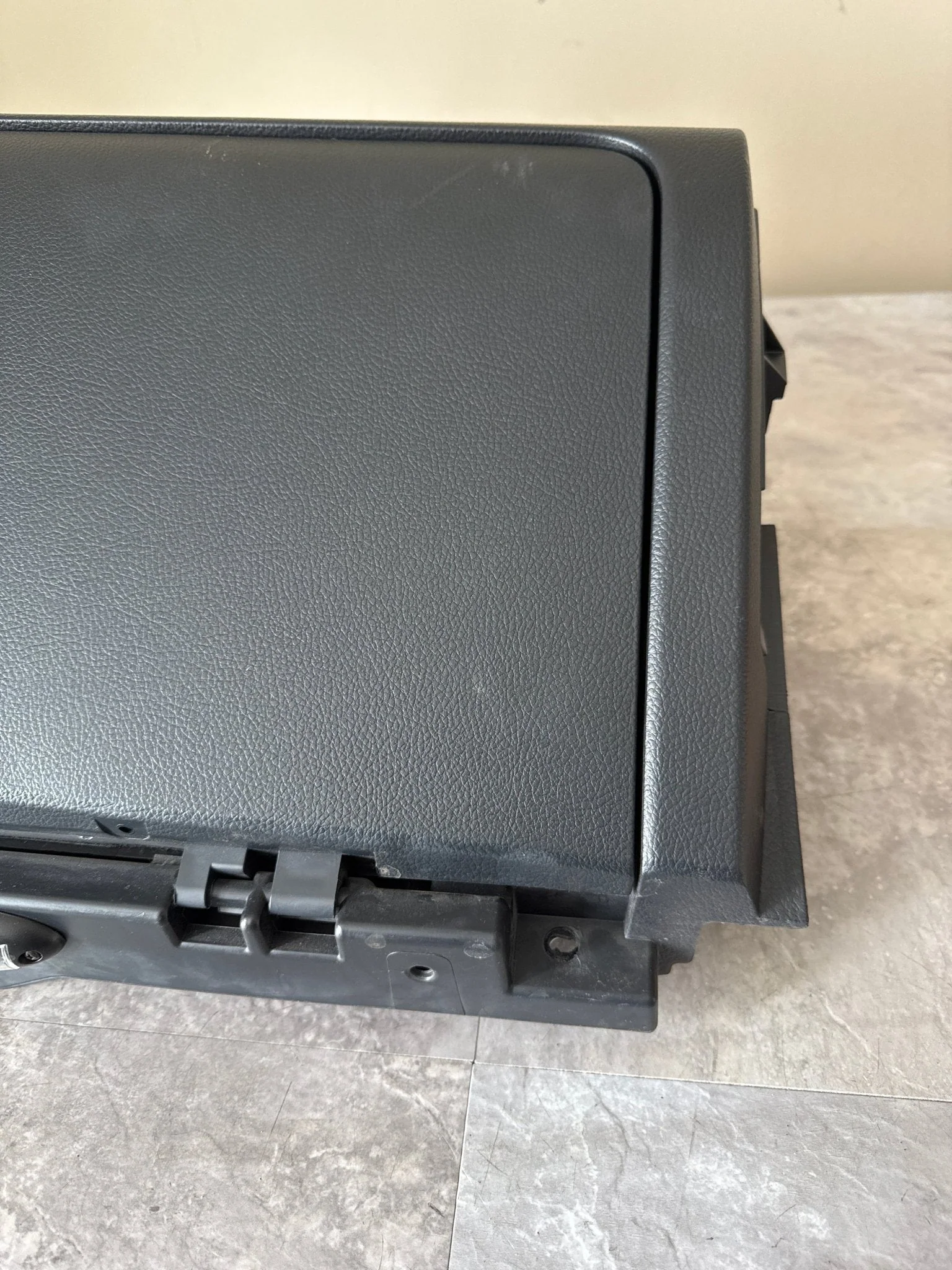 2019-2021 Subaru WRX STi Dashboard OEM Glove BOX Storage Compartment J2 - Image 6