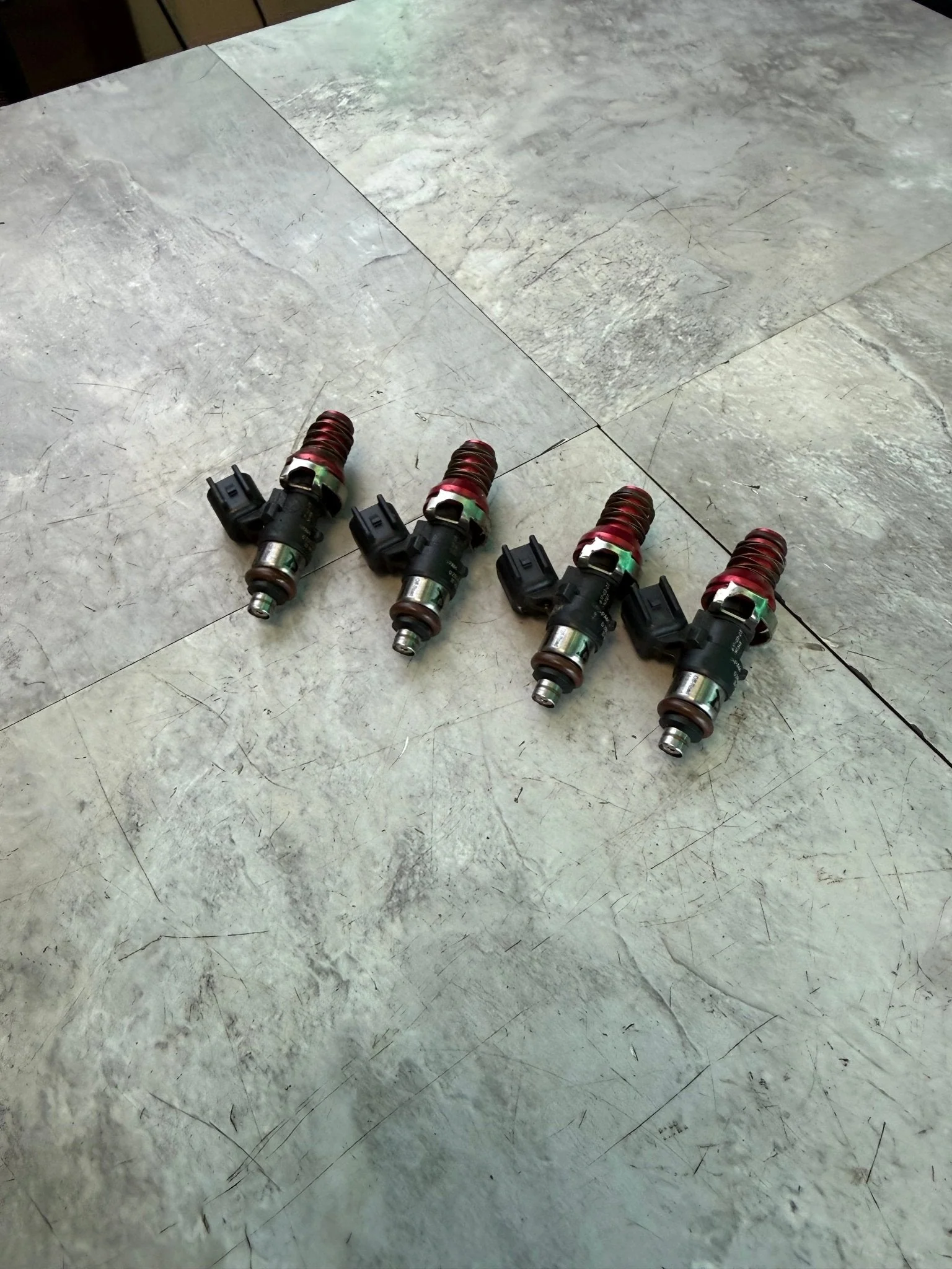 ID 1050 CC x XDS Cobb Top Feed Fuel Injectors Subaru STi WRX Injector Dynamics - Image 4