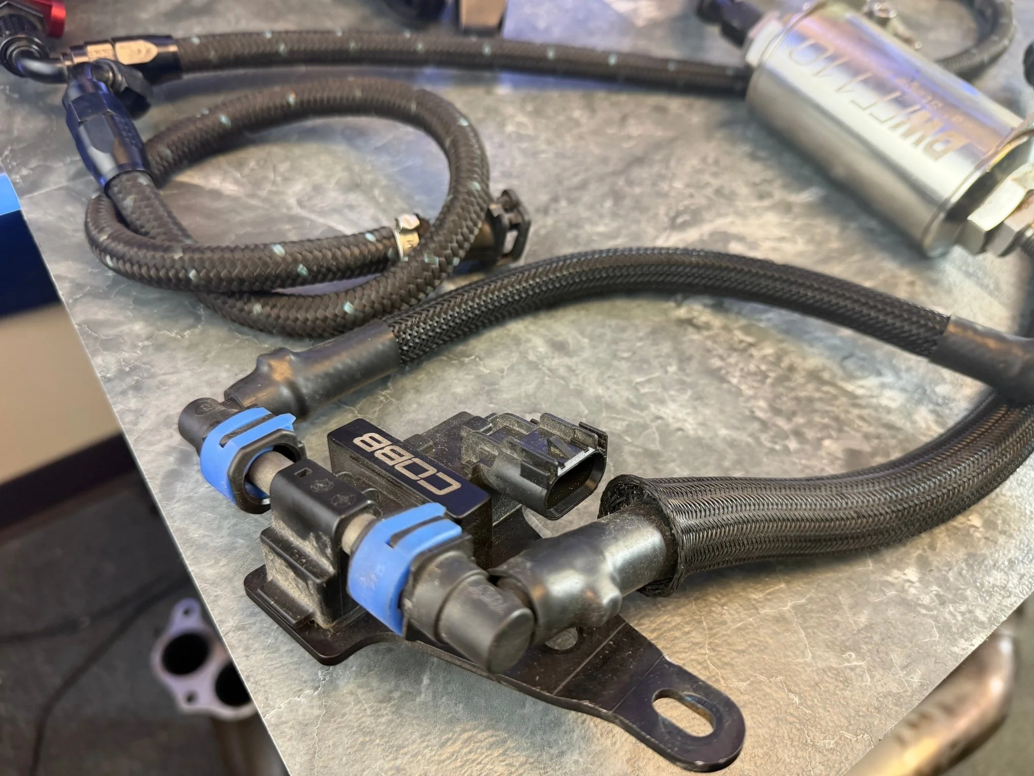 Fuel Kit 08-21 Subaru STi 08-14 WRX IAG Lines/Rails Cobb Flex Kit Areo Reg & DW filter - Image 9