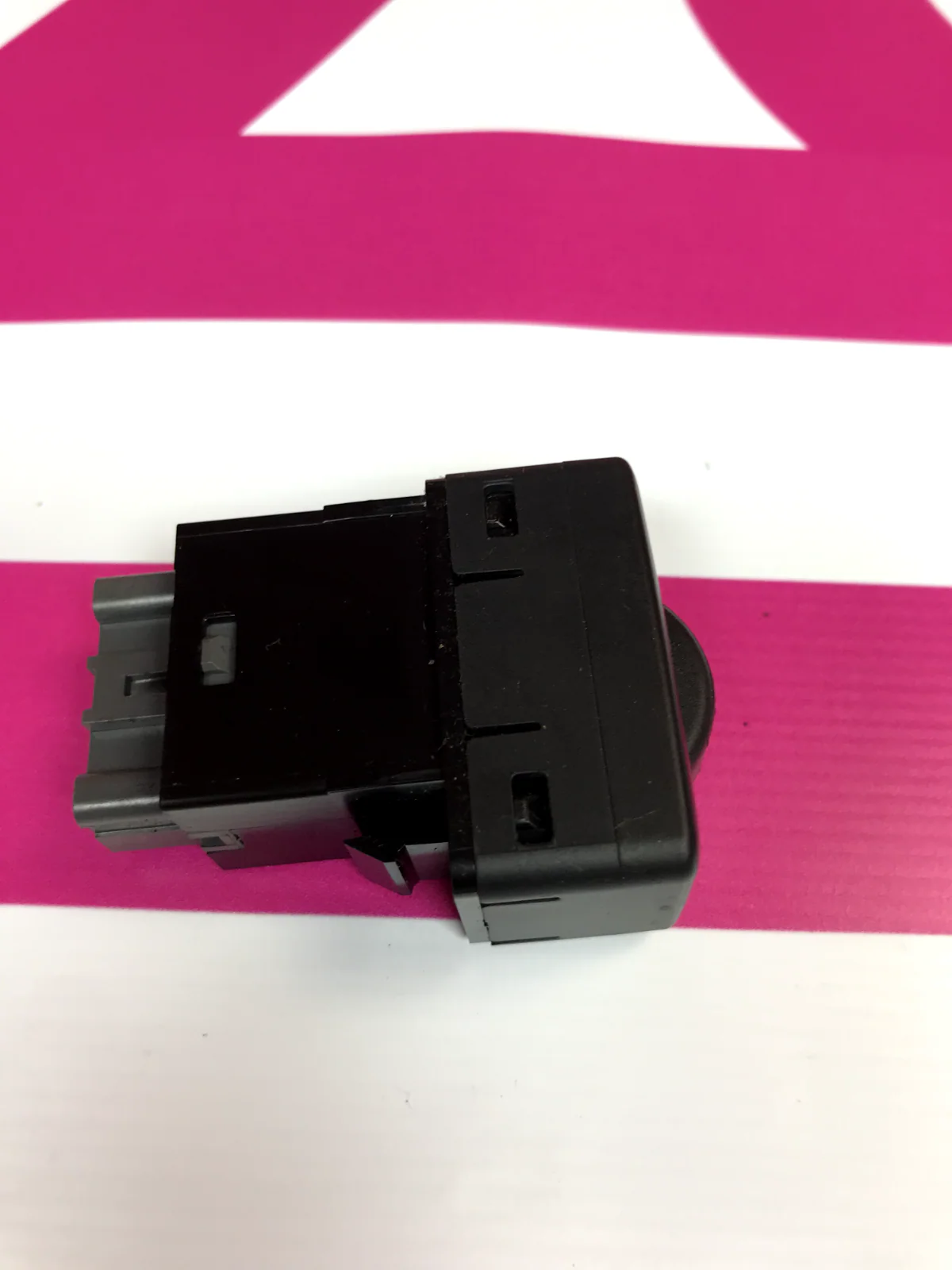 2005-2007 Subaru Impreza STi Headlight Leveling Switch - Image 3