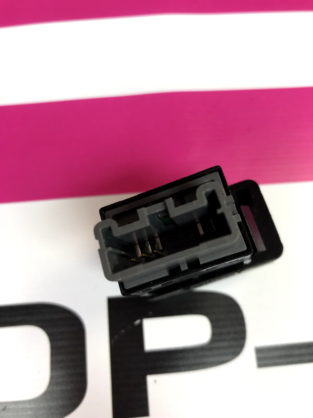 2005-2007 Subaru Impreza STi Headlight Leveling Switch - Image 4