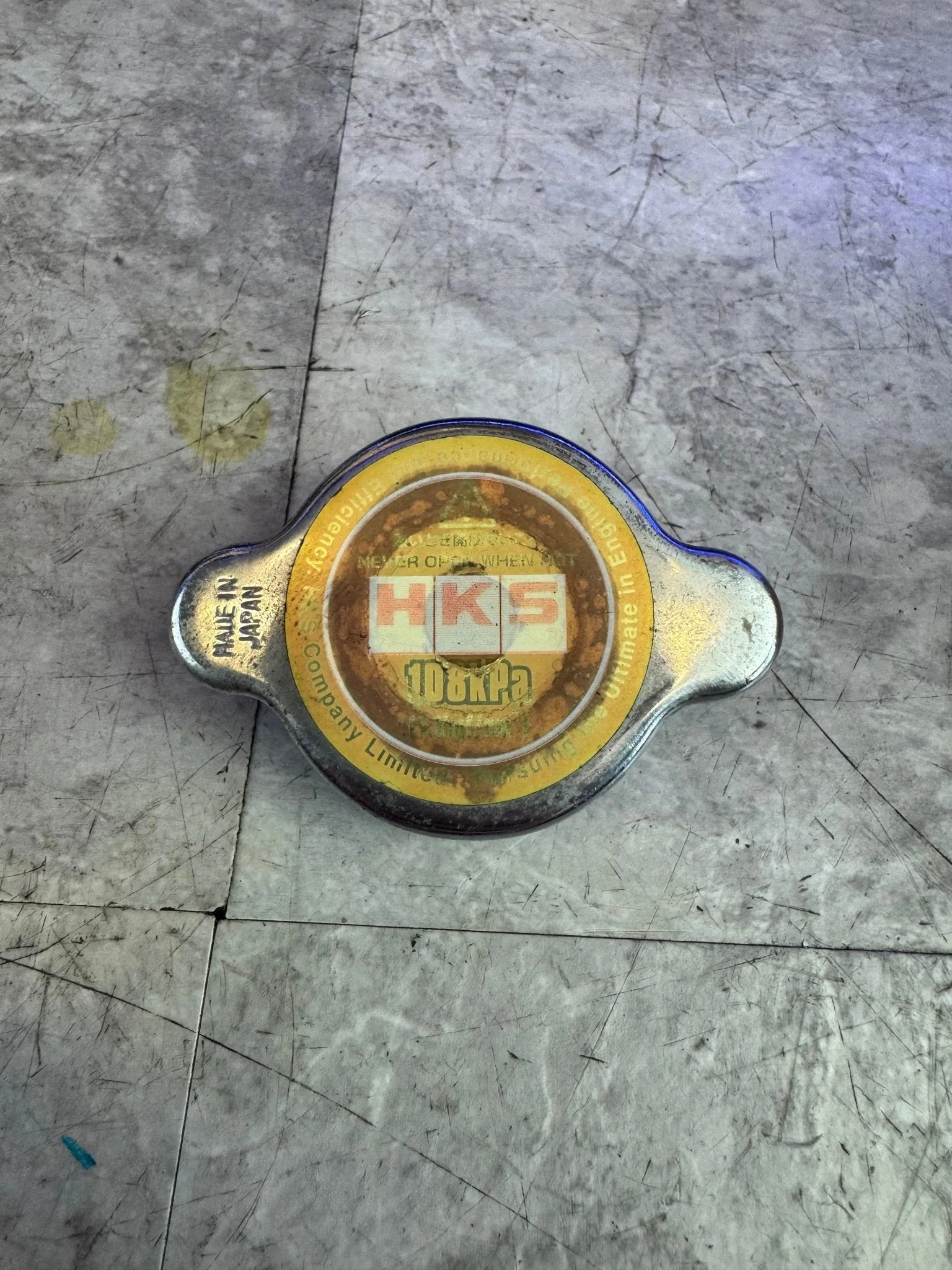 HKS 15009-AK004 S-Type Radiator Cap / N2