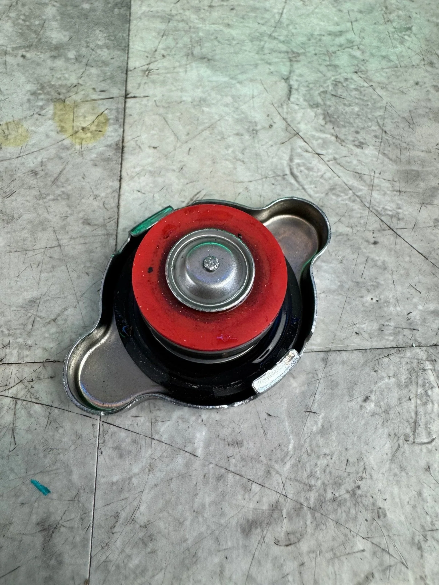 HKS 15009-AK004 S-Type Radiator Cap / N2 - Image 3